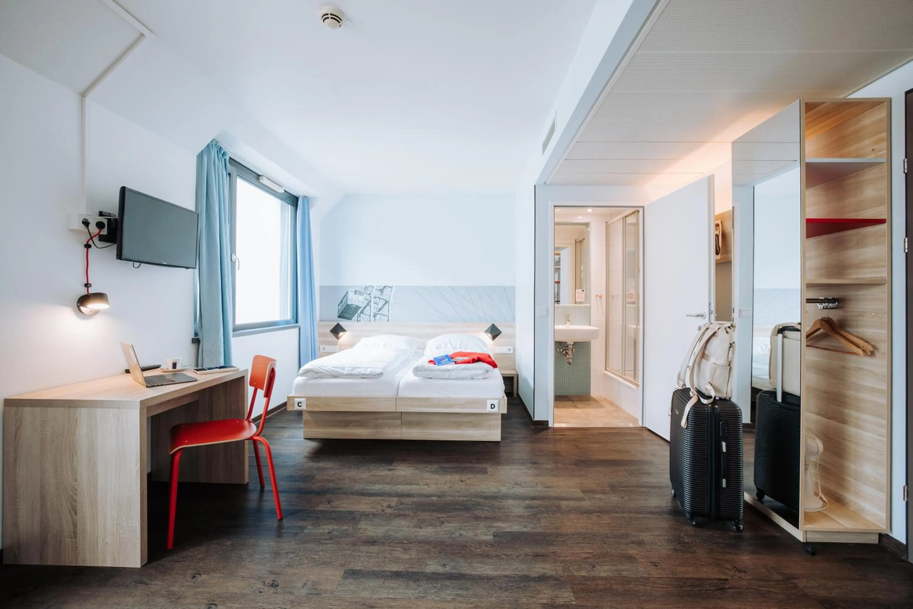 Bedroom, Bed in MEININGER Hotel Wien Downtown Franz