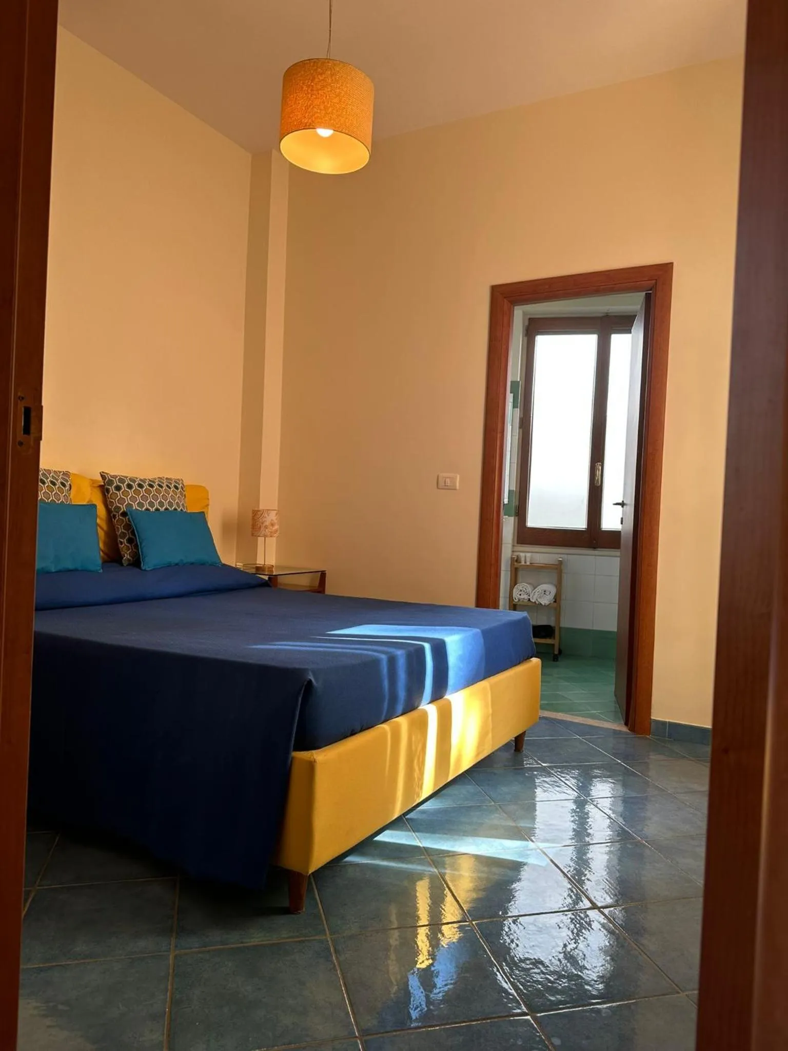 Photo of the whole room, Bed in Villa Rosa Sorrento