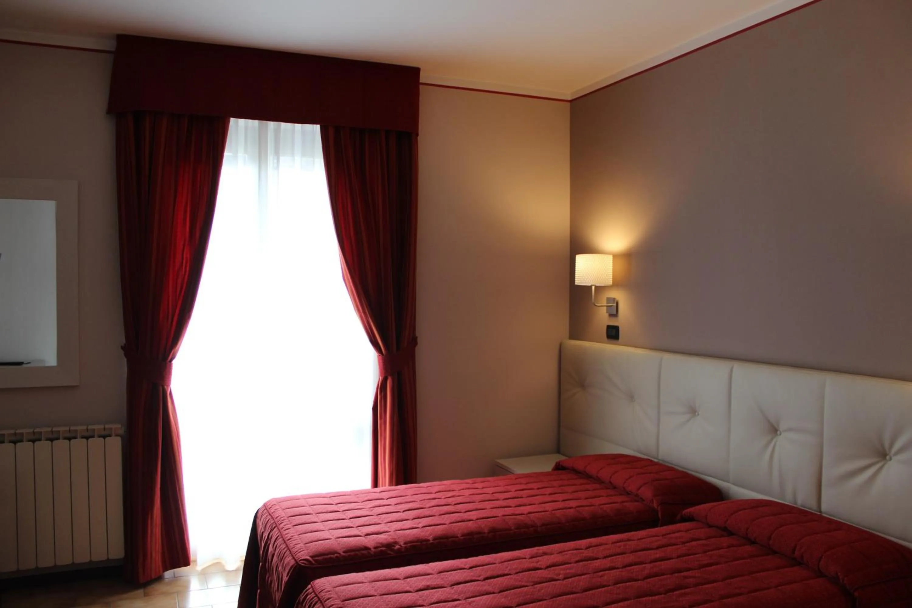 Bedroom, Bed in Hotel Adler