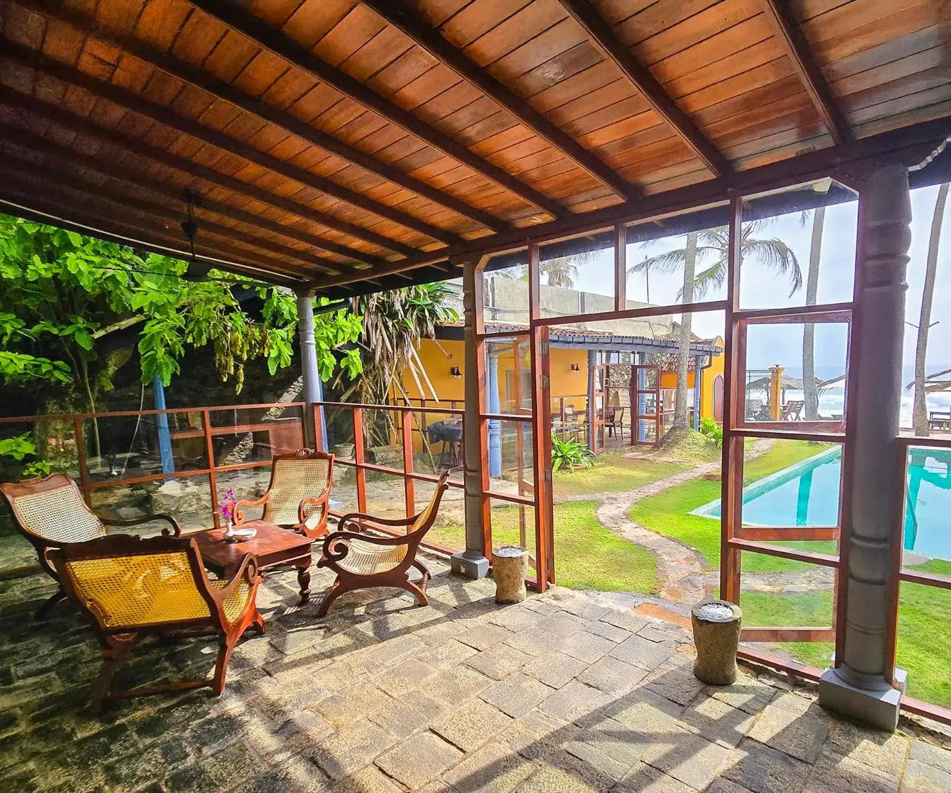Family Room with Sea View in Villa Kusum Family Room with Sea View in Villa Kusum