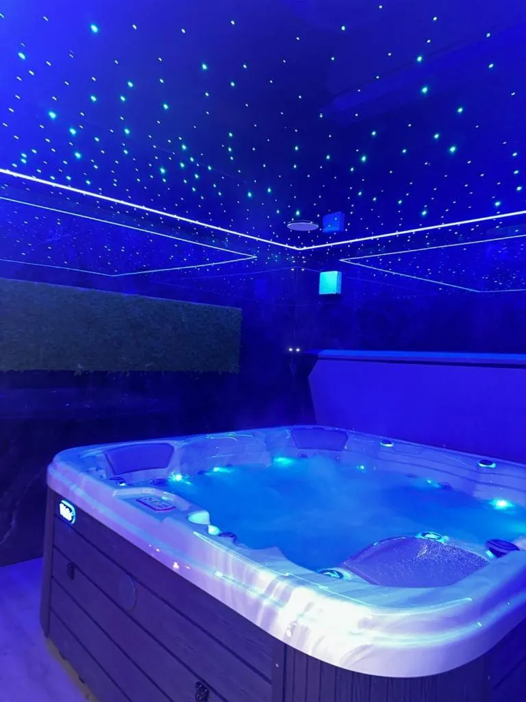 Hot Tub in Ośrodek Promenada- Faleza