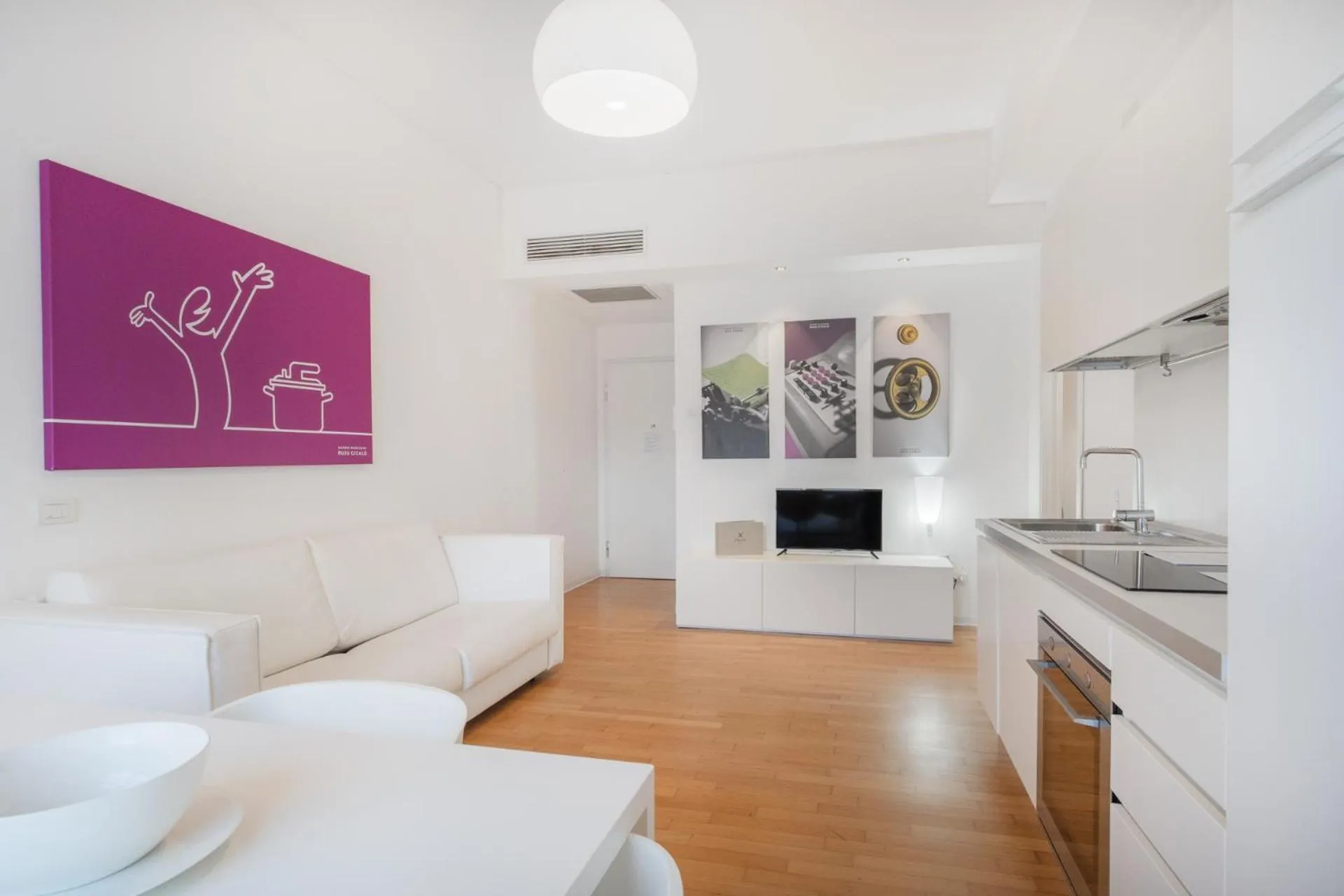 Kitchen or kitchenette in Felix Hotels - Residence Hotel Grandi Magazzini