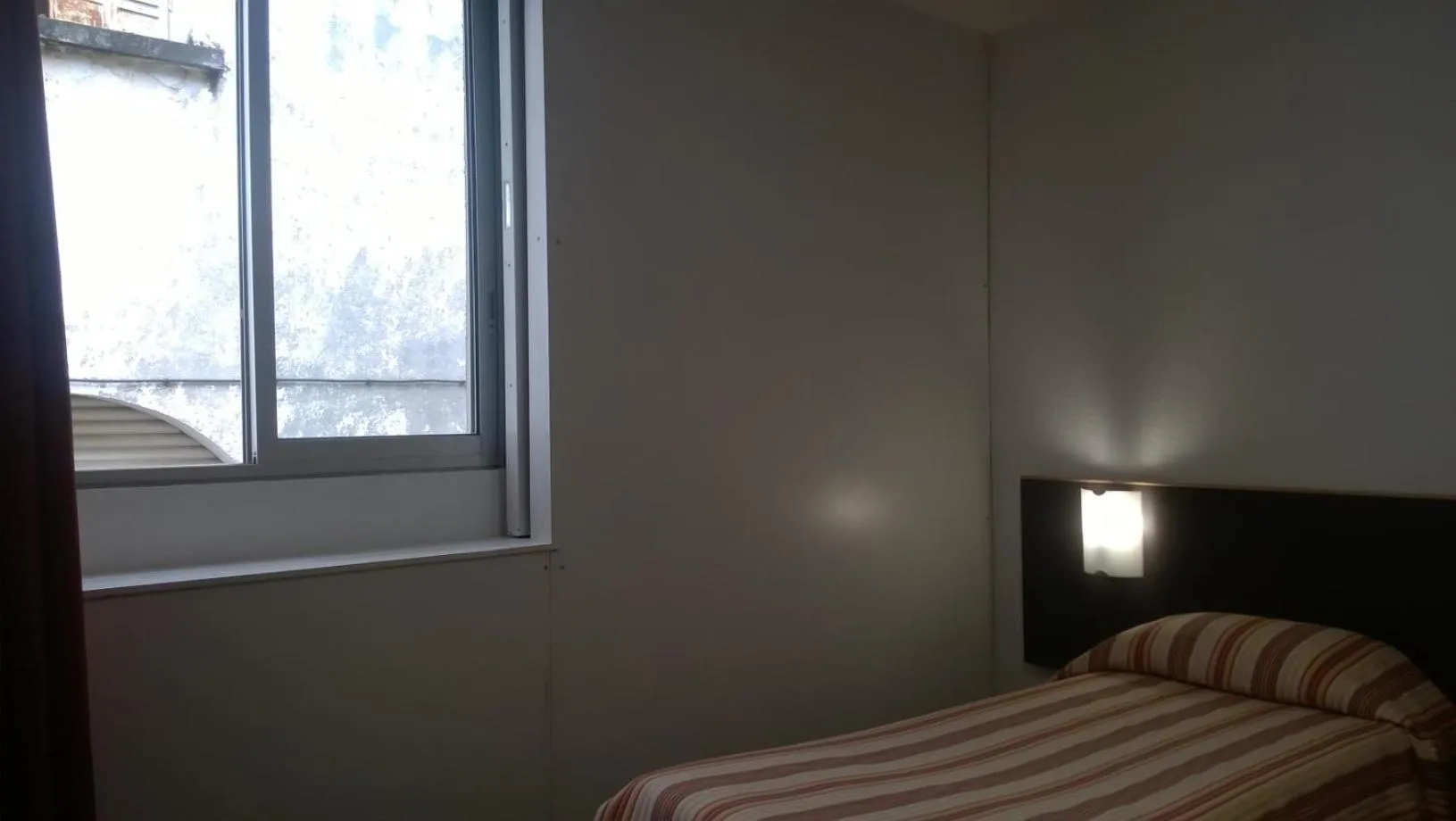 Bedroom, Bed in Hôtel Hélianthe