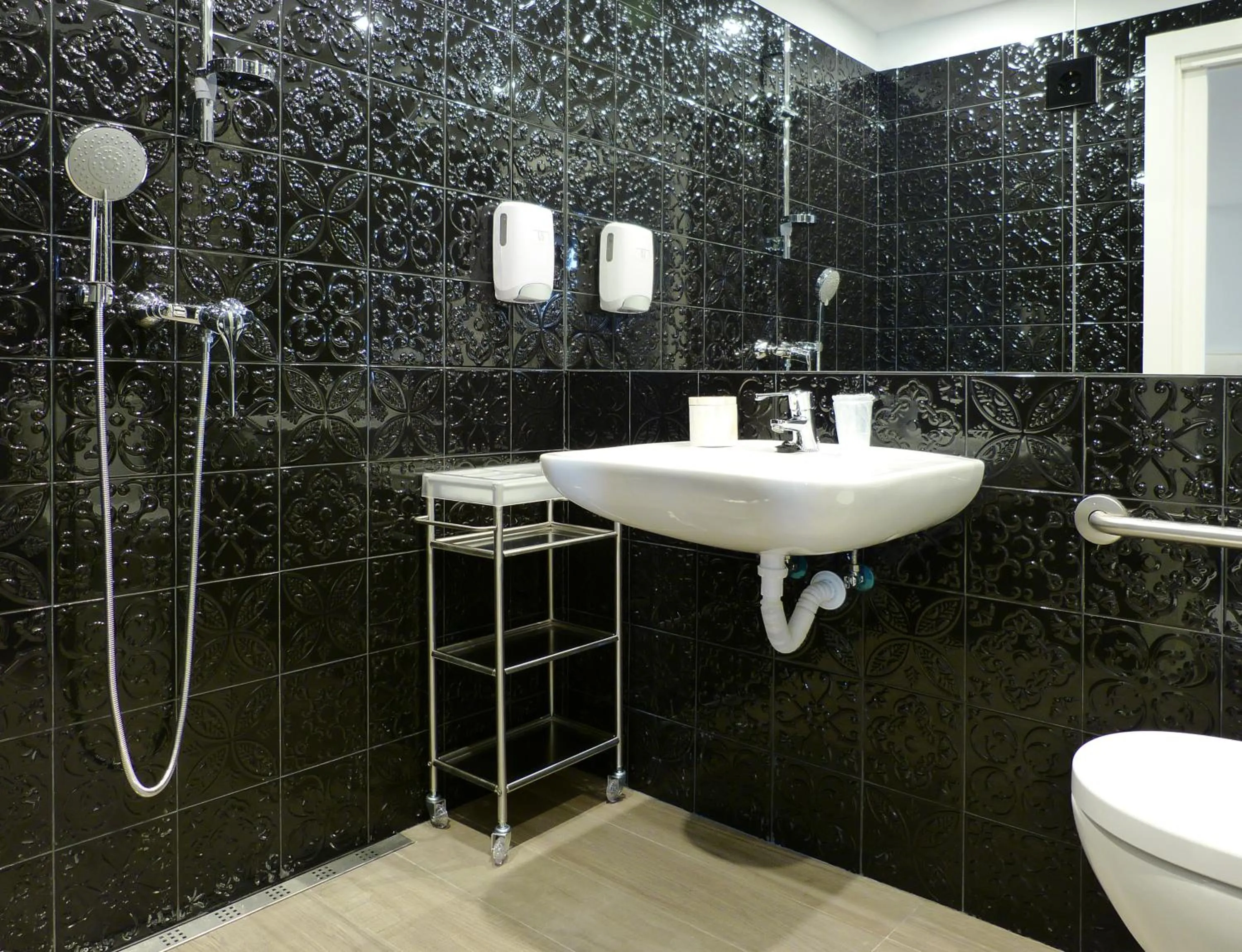 Shower in Pensión Lo Bilbao