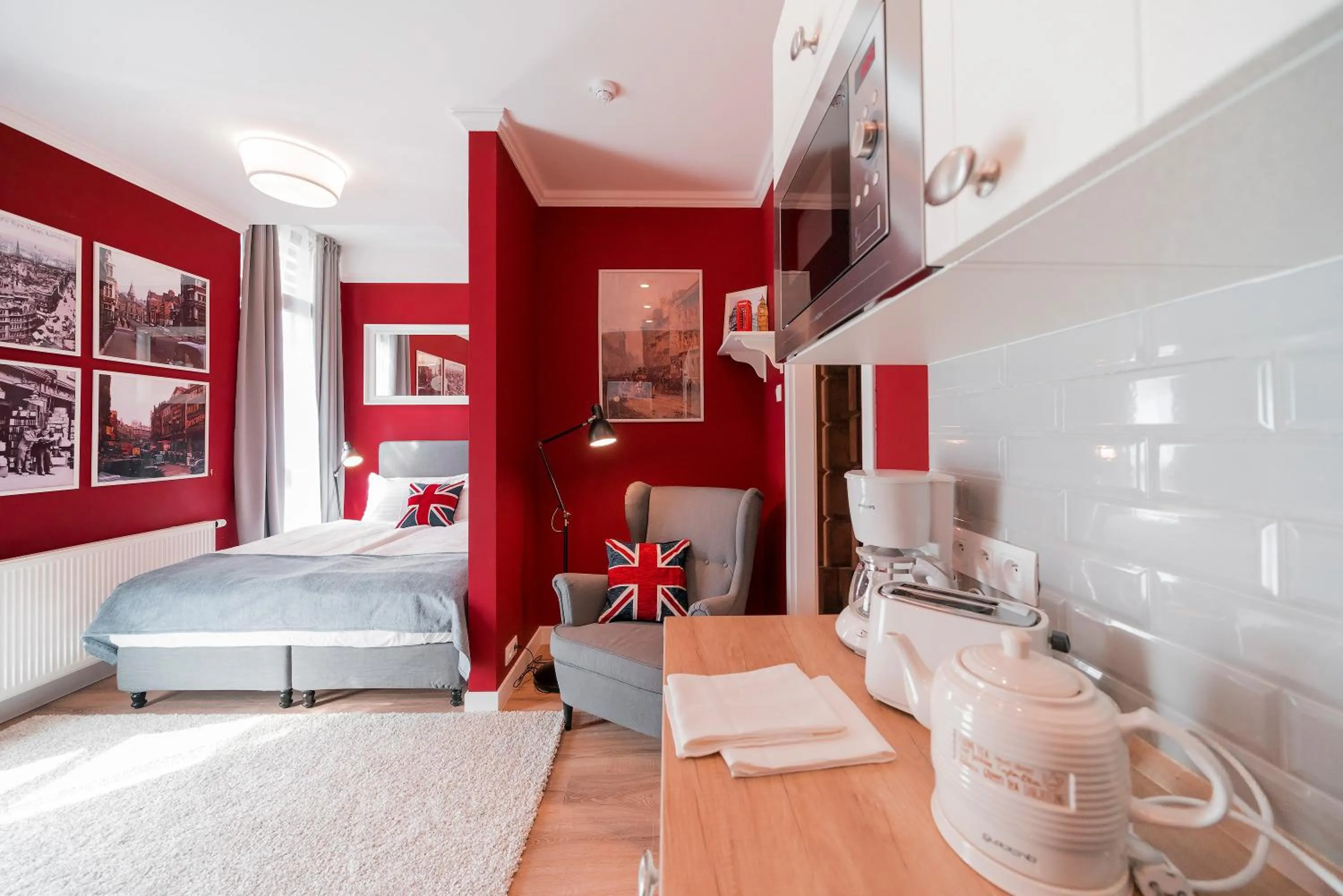 Kitchen or kitchenette, Bed in Revelton Studios Františkovy Lázně