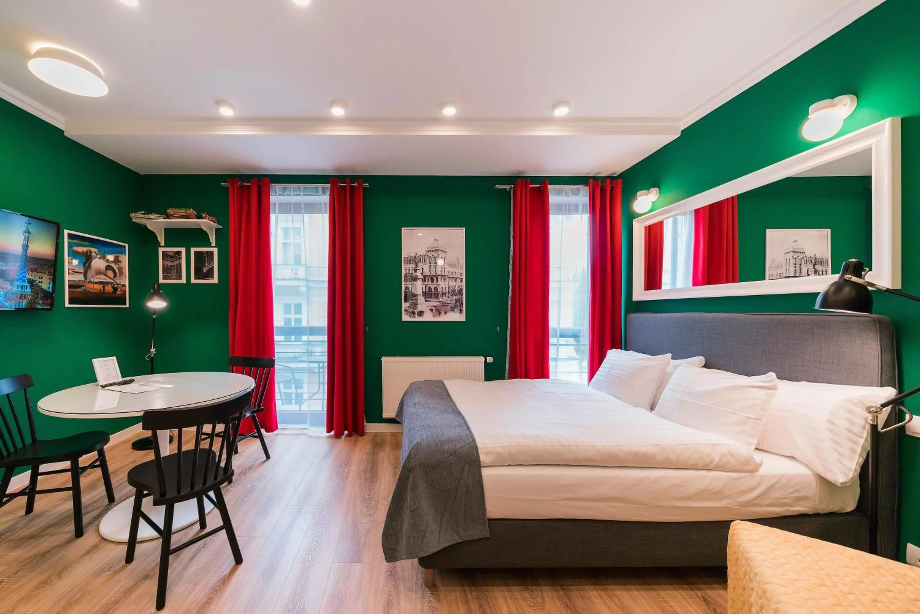 Living room, Bed in Revelton Studios Františkovy Lázně