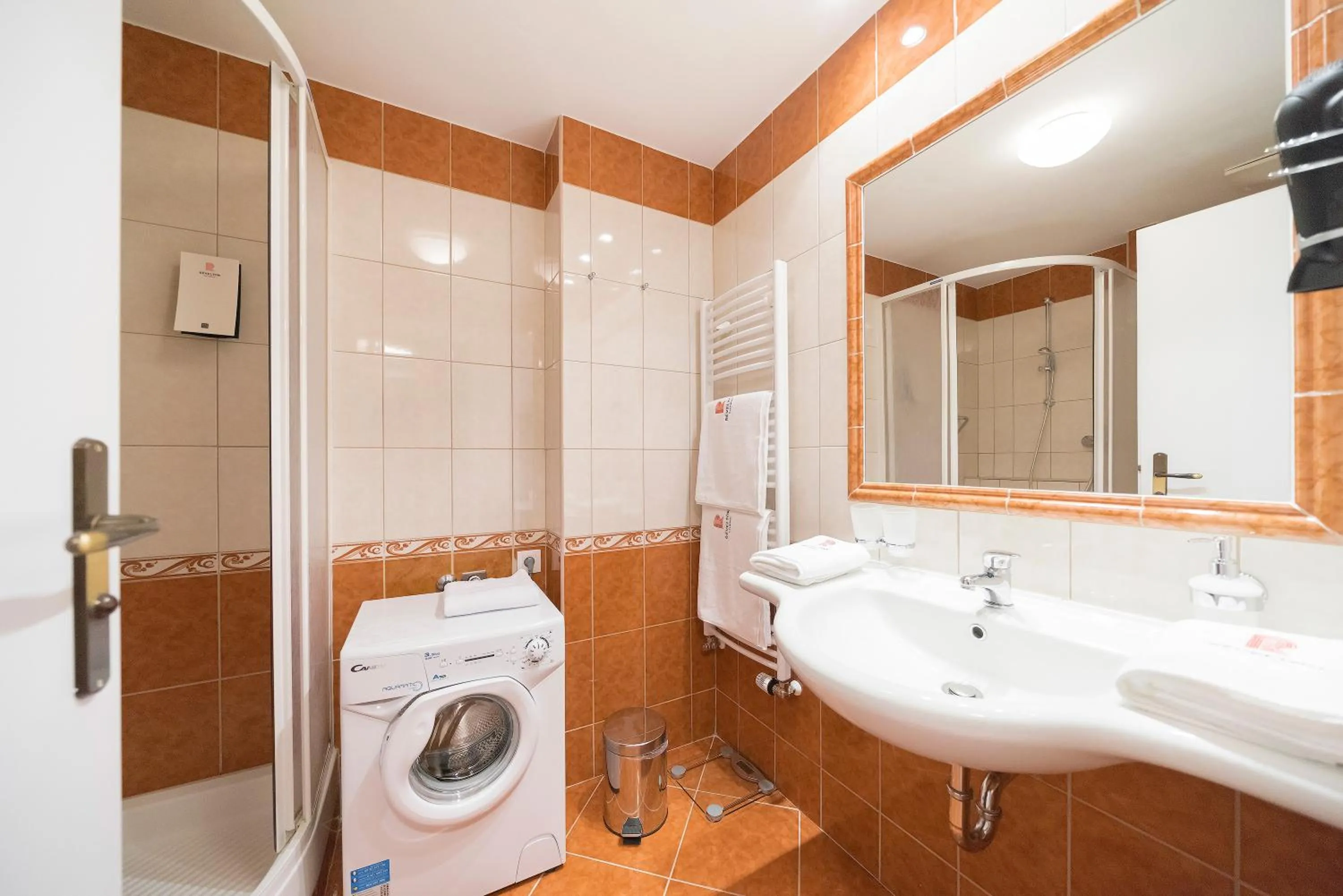 washing machine in Revelton Studios Františkovy Lázně