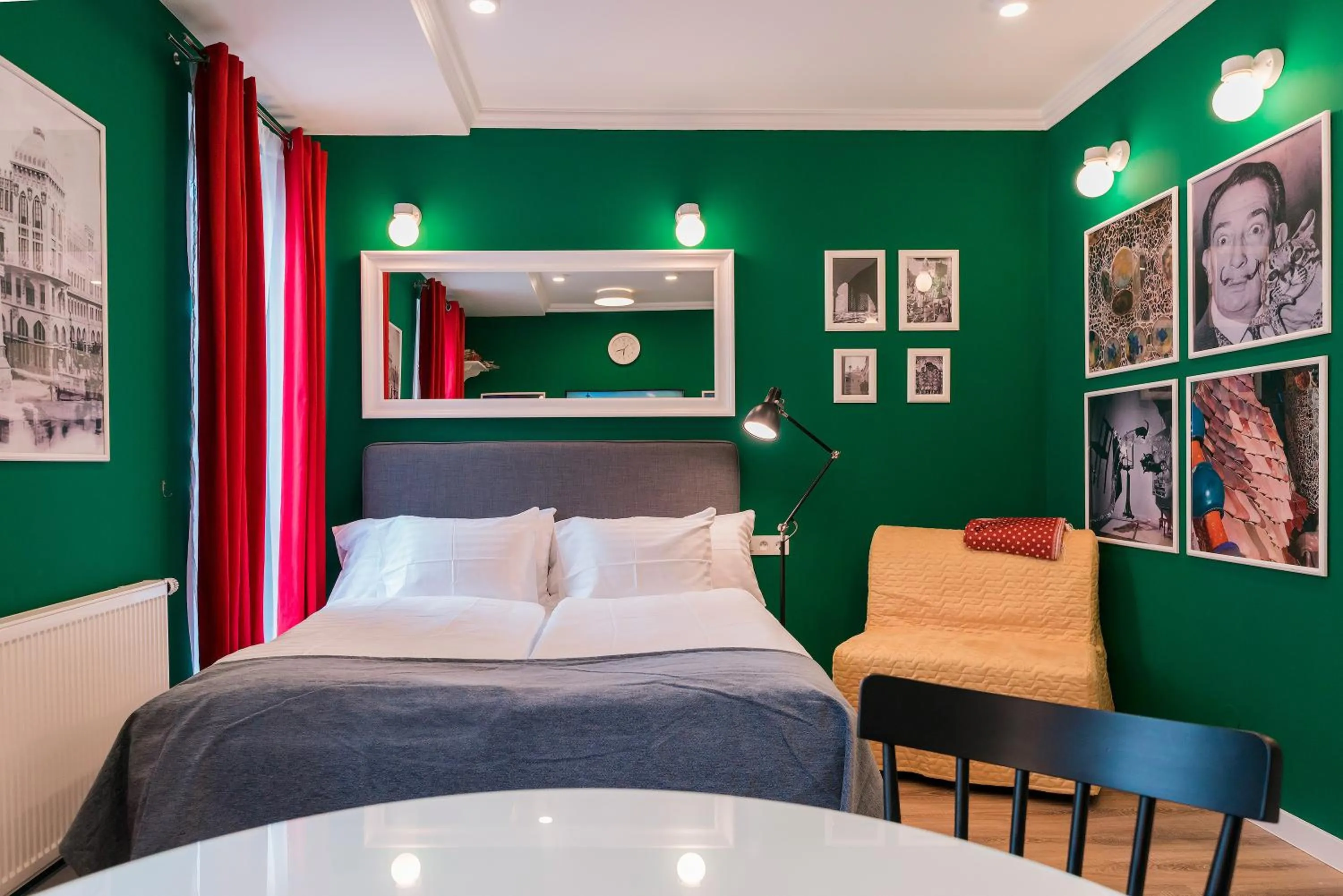 Seating area, Bed in Revelton Studios Františkovy Lázně