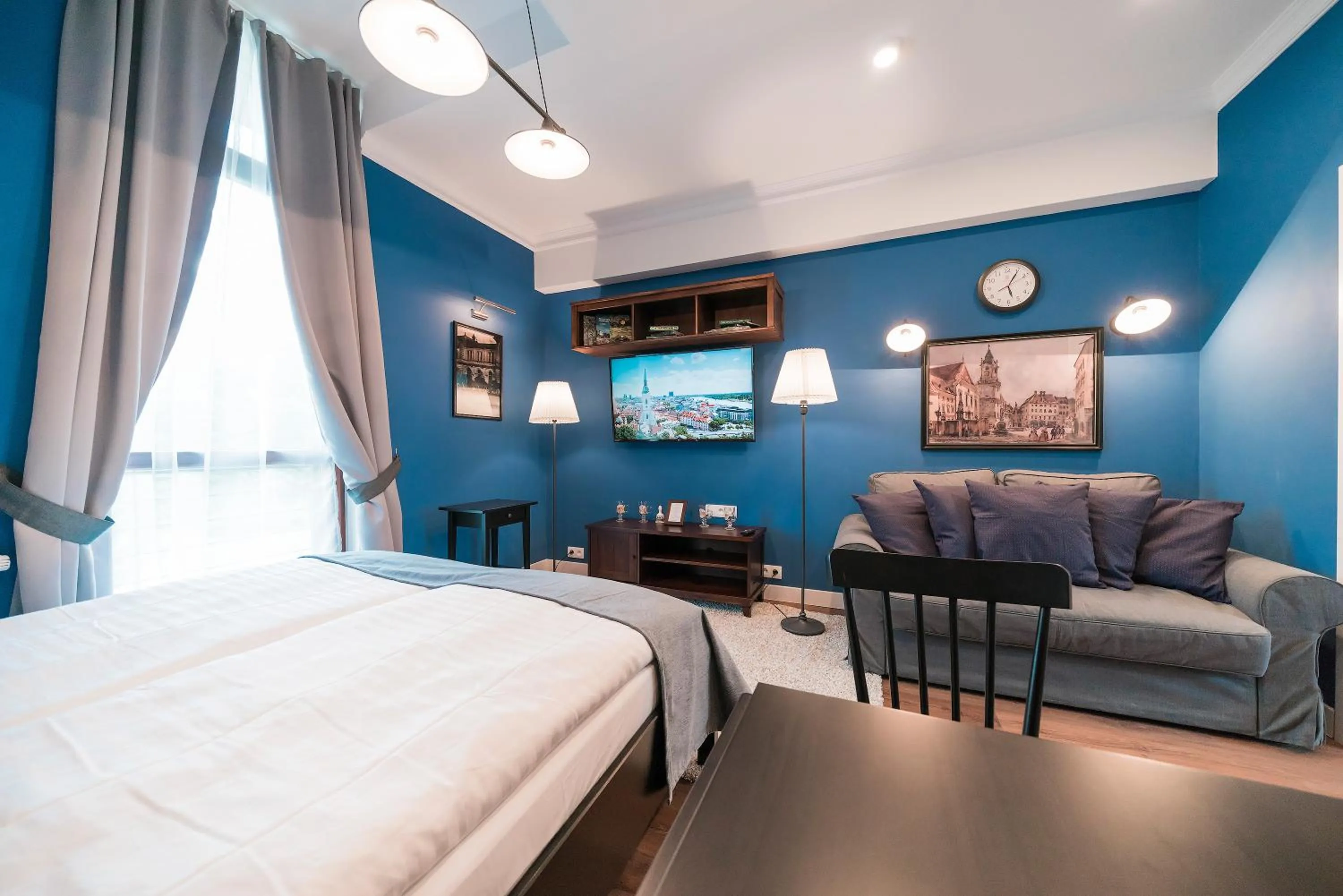 Living room, Bed in Revelton Studios Františkovy Lázně