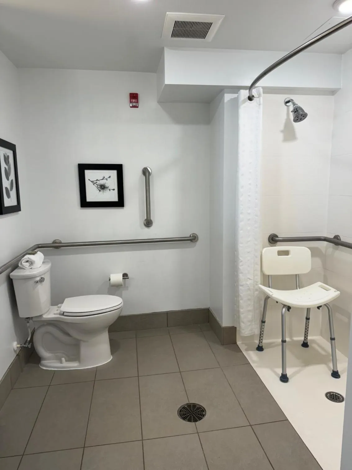 acessibility in Country Inn & Suites by Radisson Ocean City