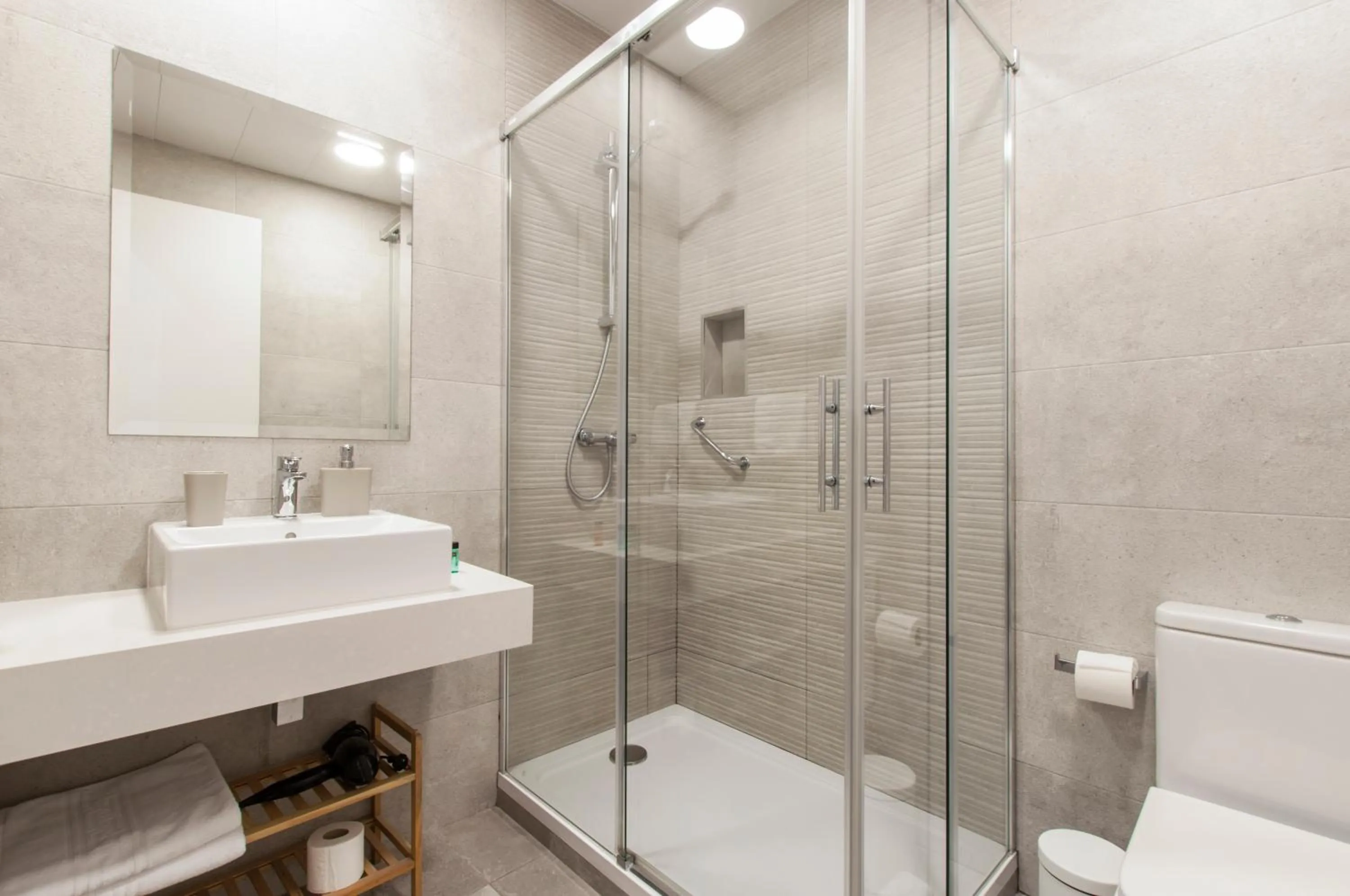 Bathroom in Arenal Suites Gran Vía