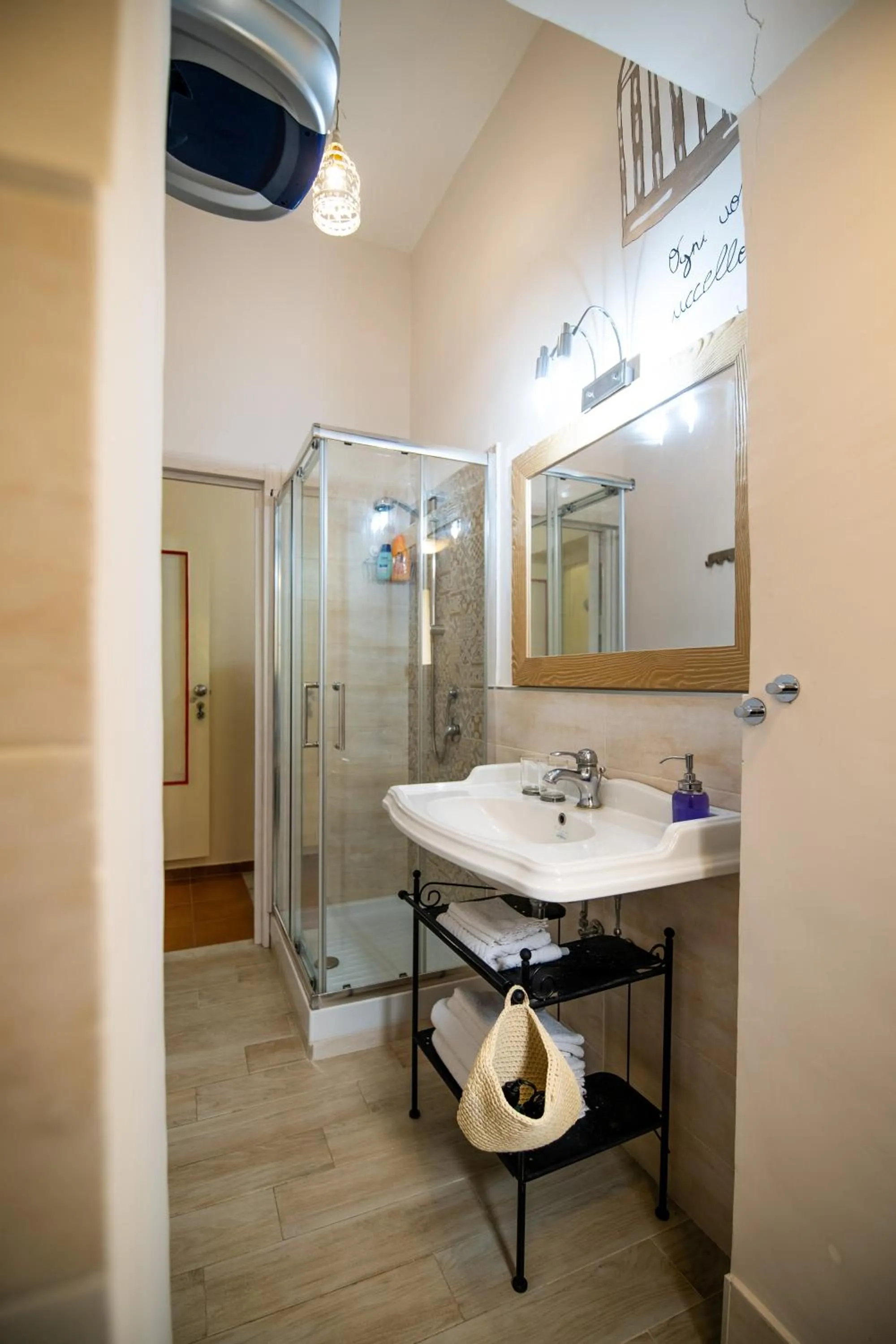 Bathroom in Terre Dipinte