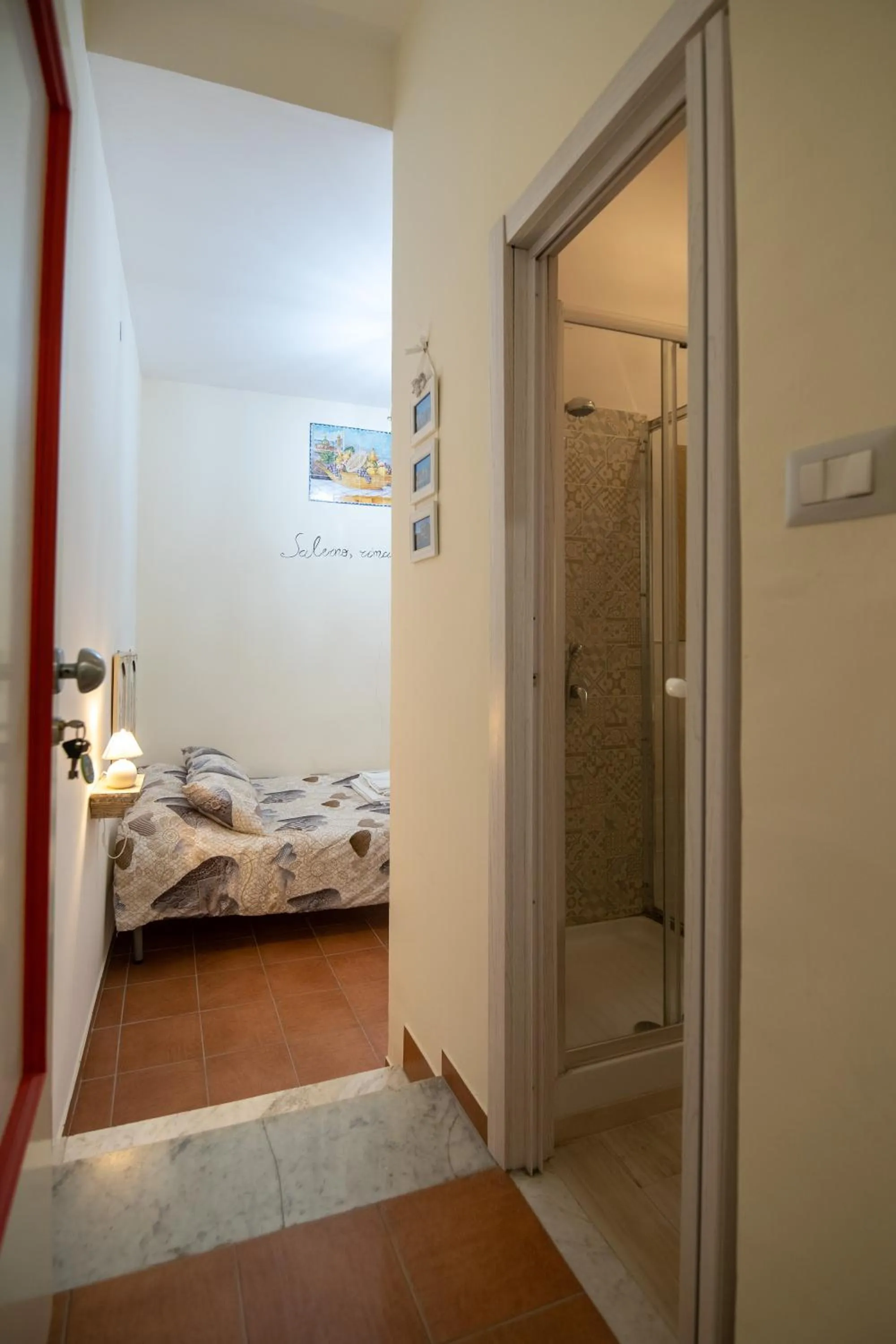 Photo of the whole room, Bed in Terre Dipinte