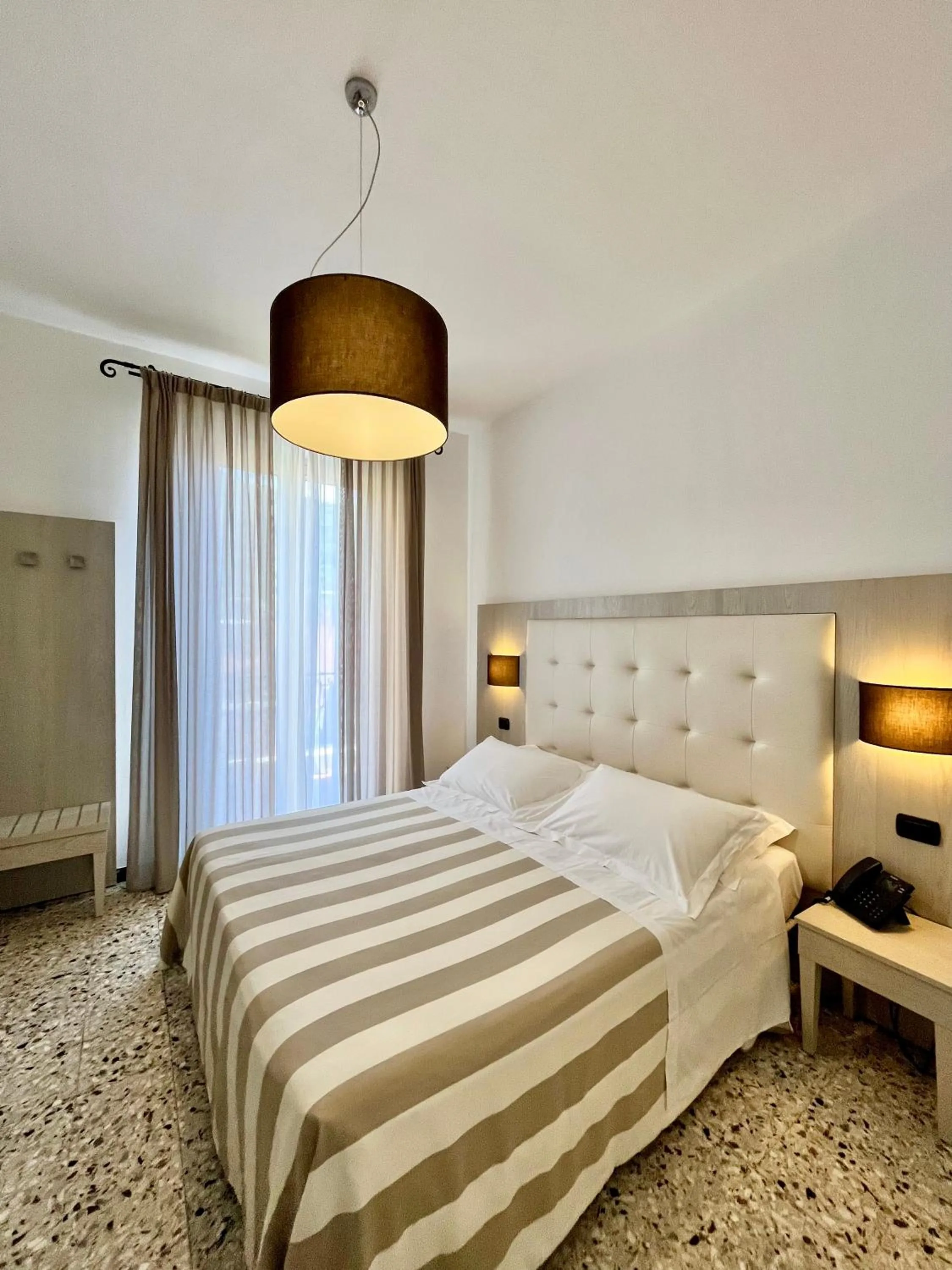 Photo of the whole room, Bed in Albergo Degli Amici