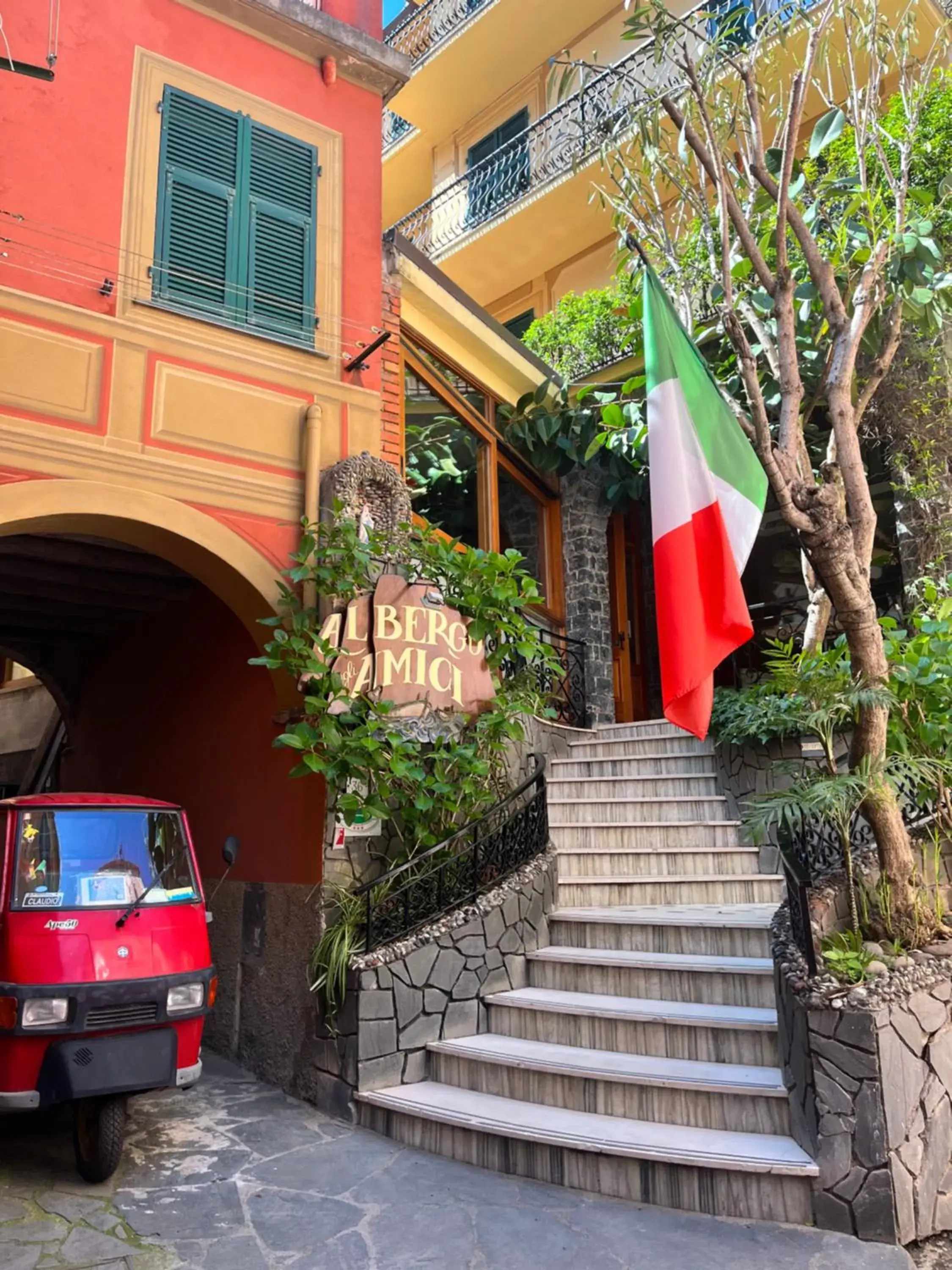 Albergo Degli Amici Albergo Degli Amici
