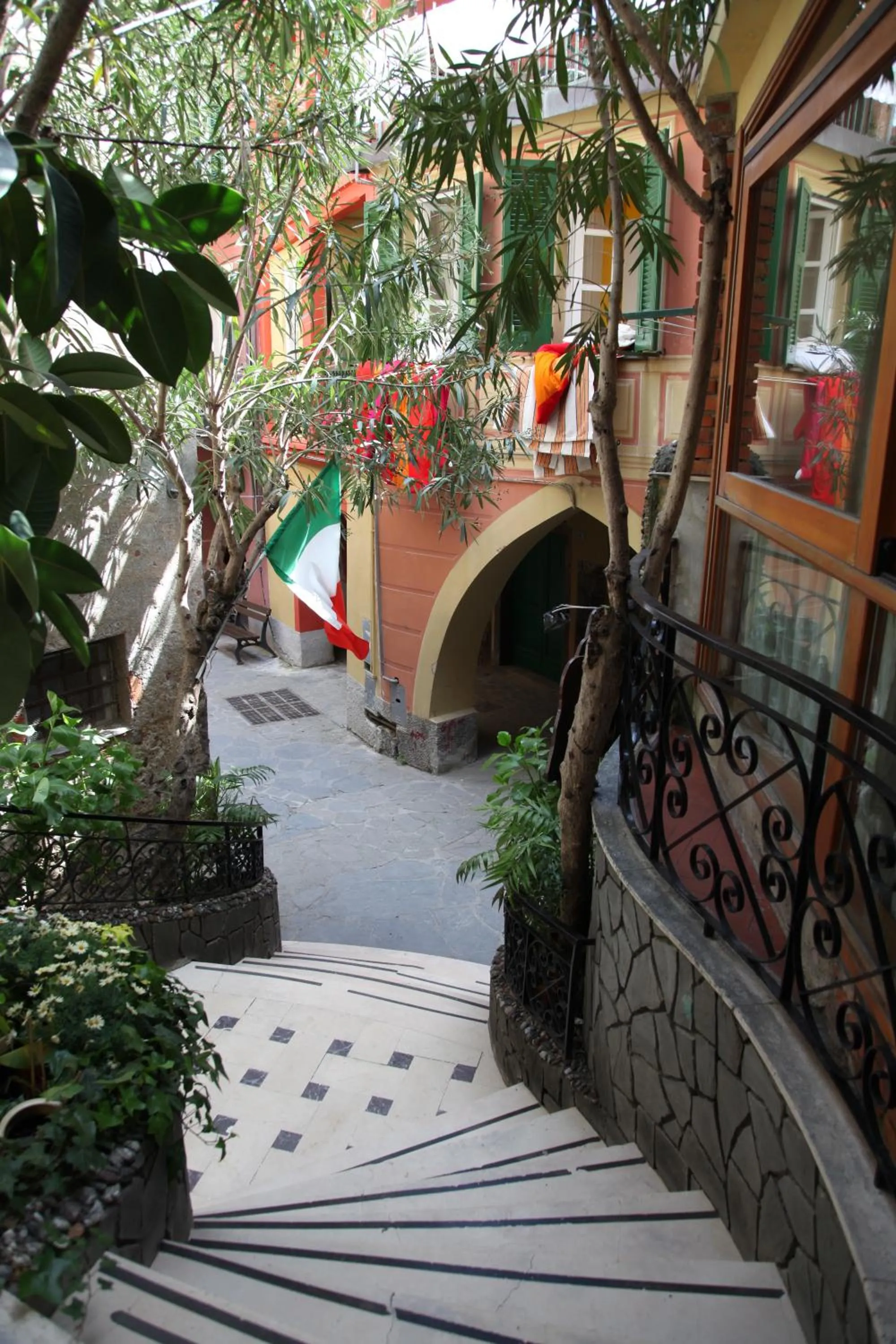 Facade/entrance in Albergo Degli Amici