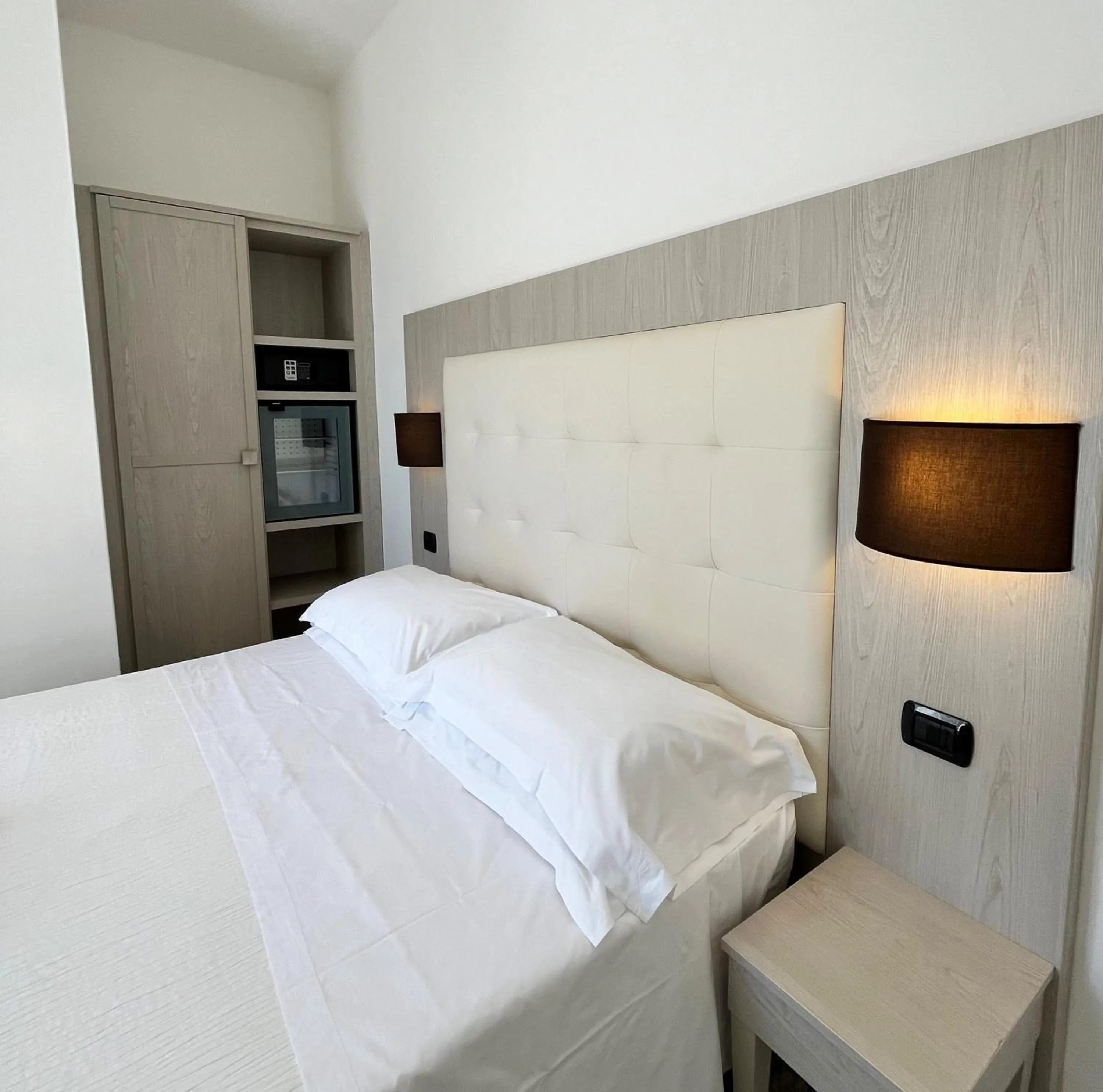 Bed in Albergo Degli Amici