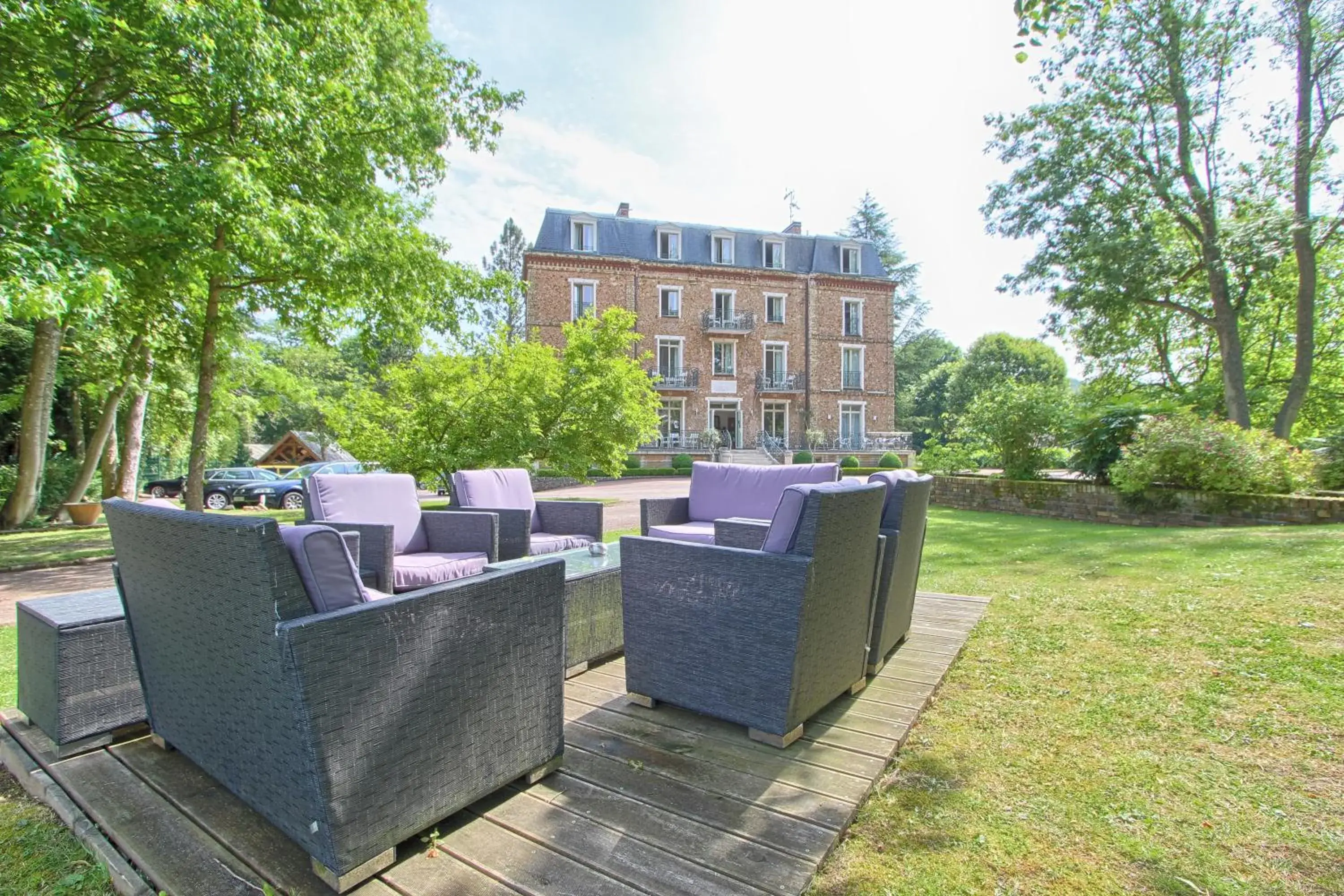 Garden in Logis le Manoir de Sauvegrain