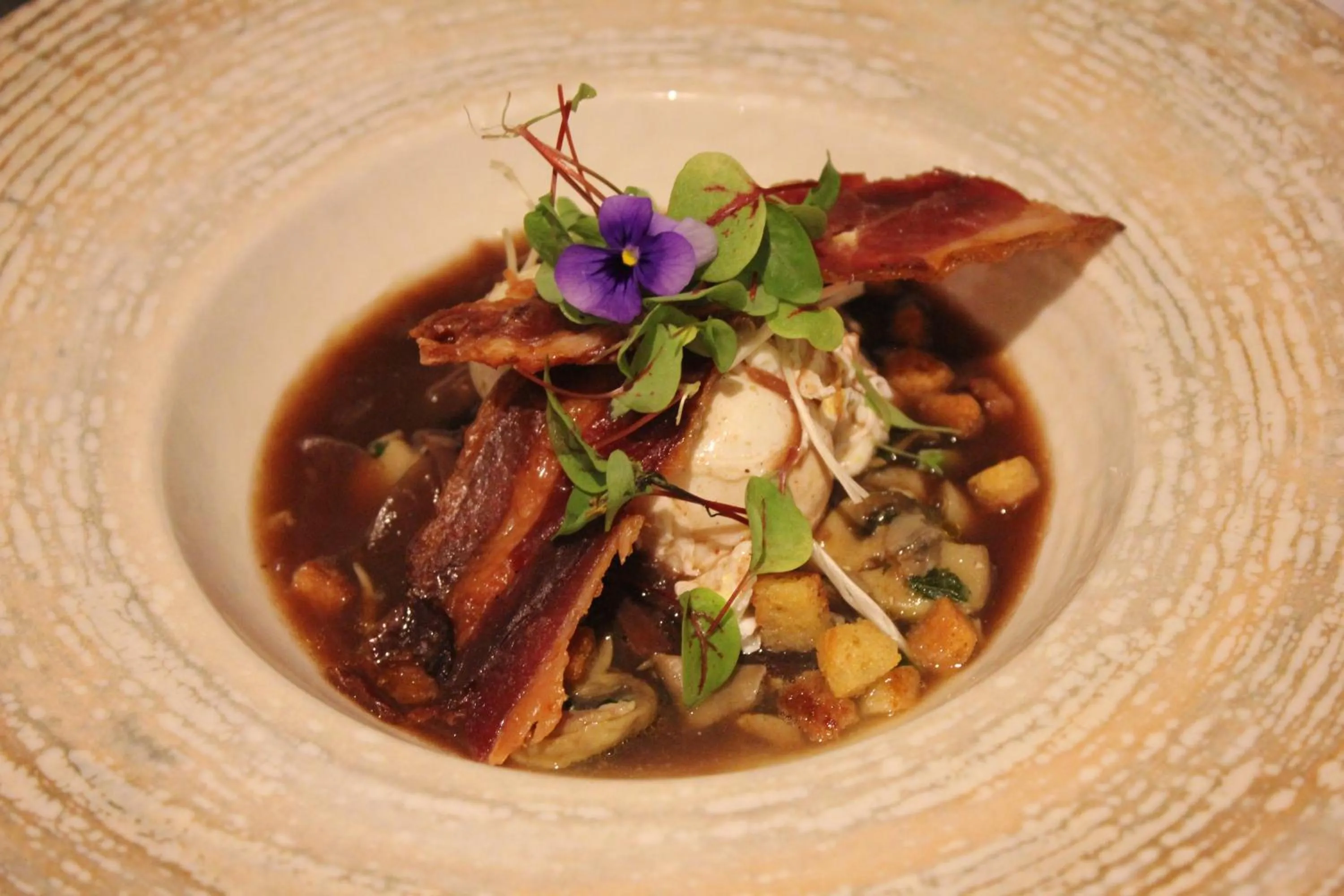 Restaurant/places to eat in Logis Hôtel - Le Manoir de Sauvegrain