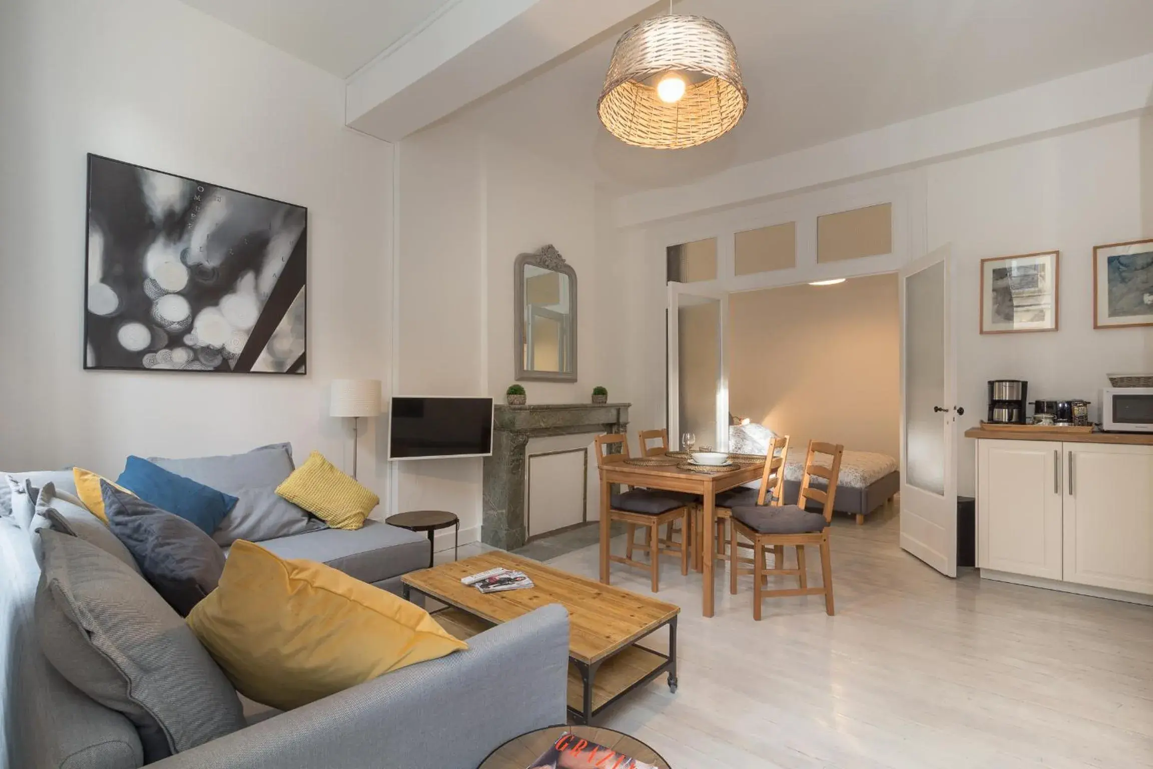 Apartment With Shared Bathroom - single occupancy in Bordeaux Village Blaye Apartment With Shared Bathroom - single occupancy in Bordeaux Village Blaye