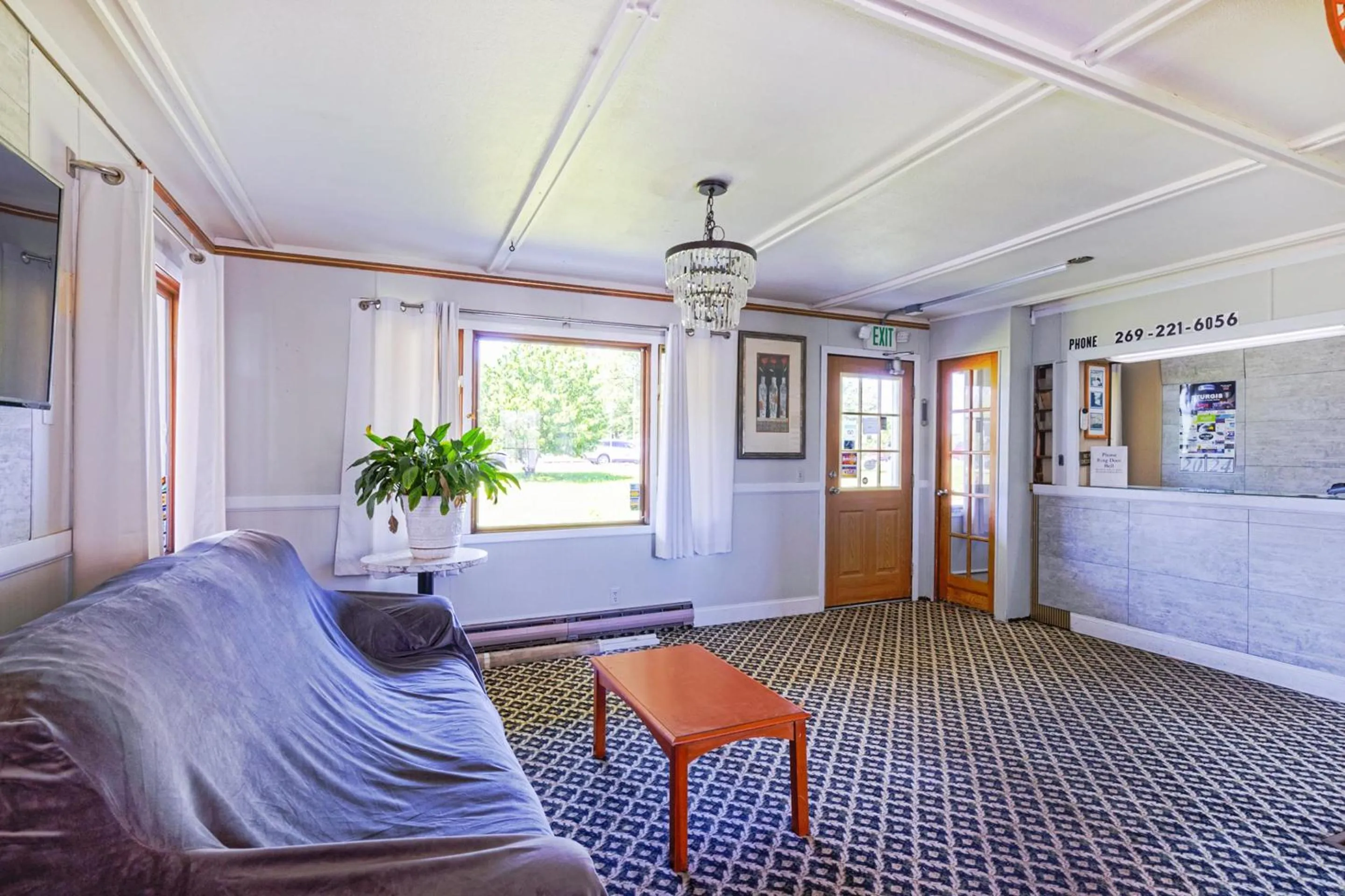 Lobby or reception in Country Hearth Inn & Suites By OYO Sturgis