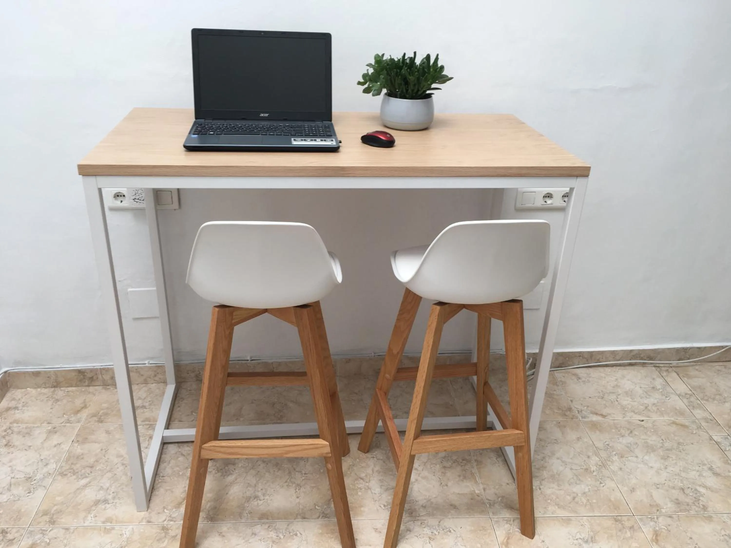 Business facilities in La Moraga de Poniente Malaga Hostel