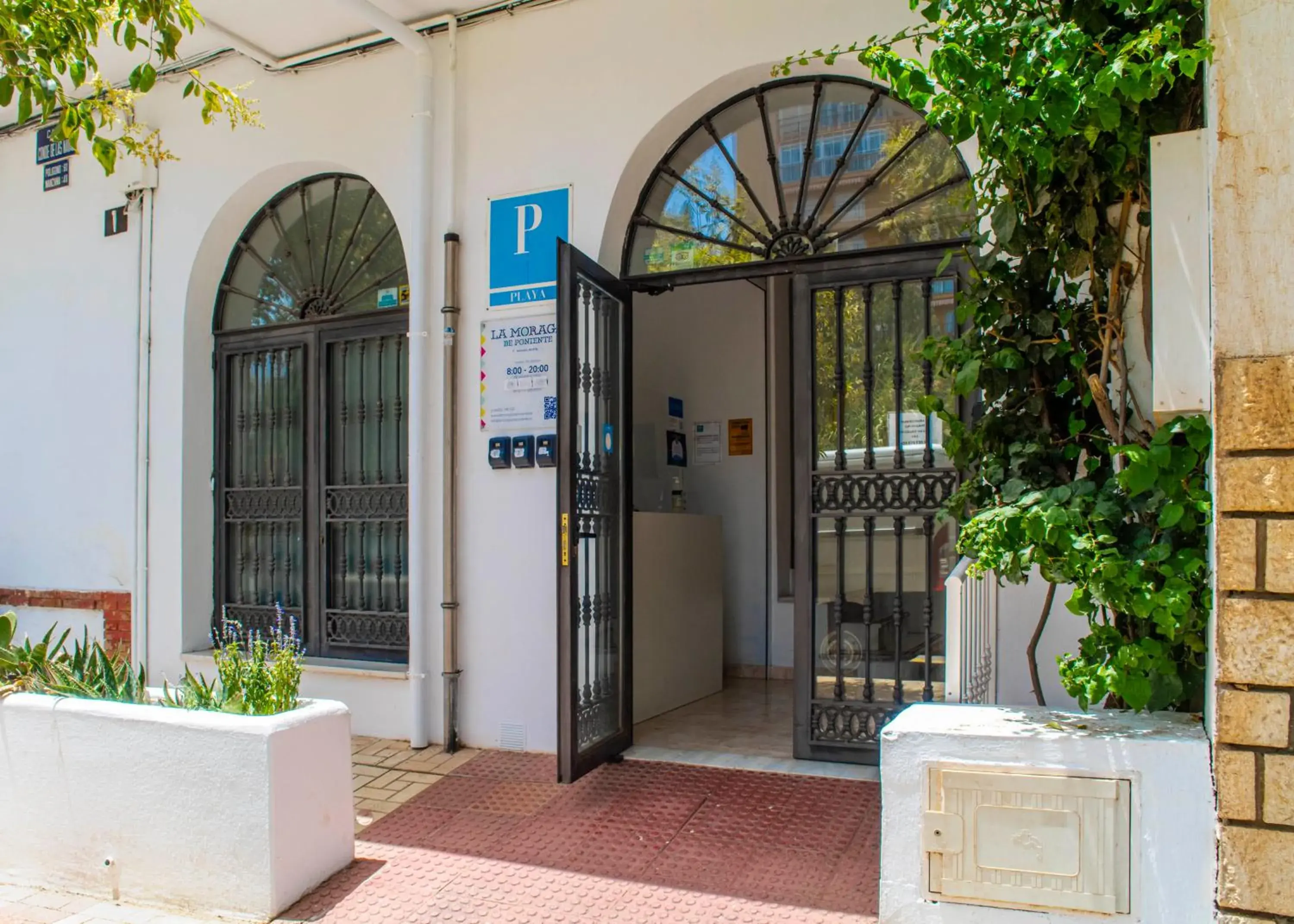 Property building in La Moraga de Poniente Malaga Hostel Property building in La Moraga de Poniente Malaga Hostel
