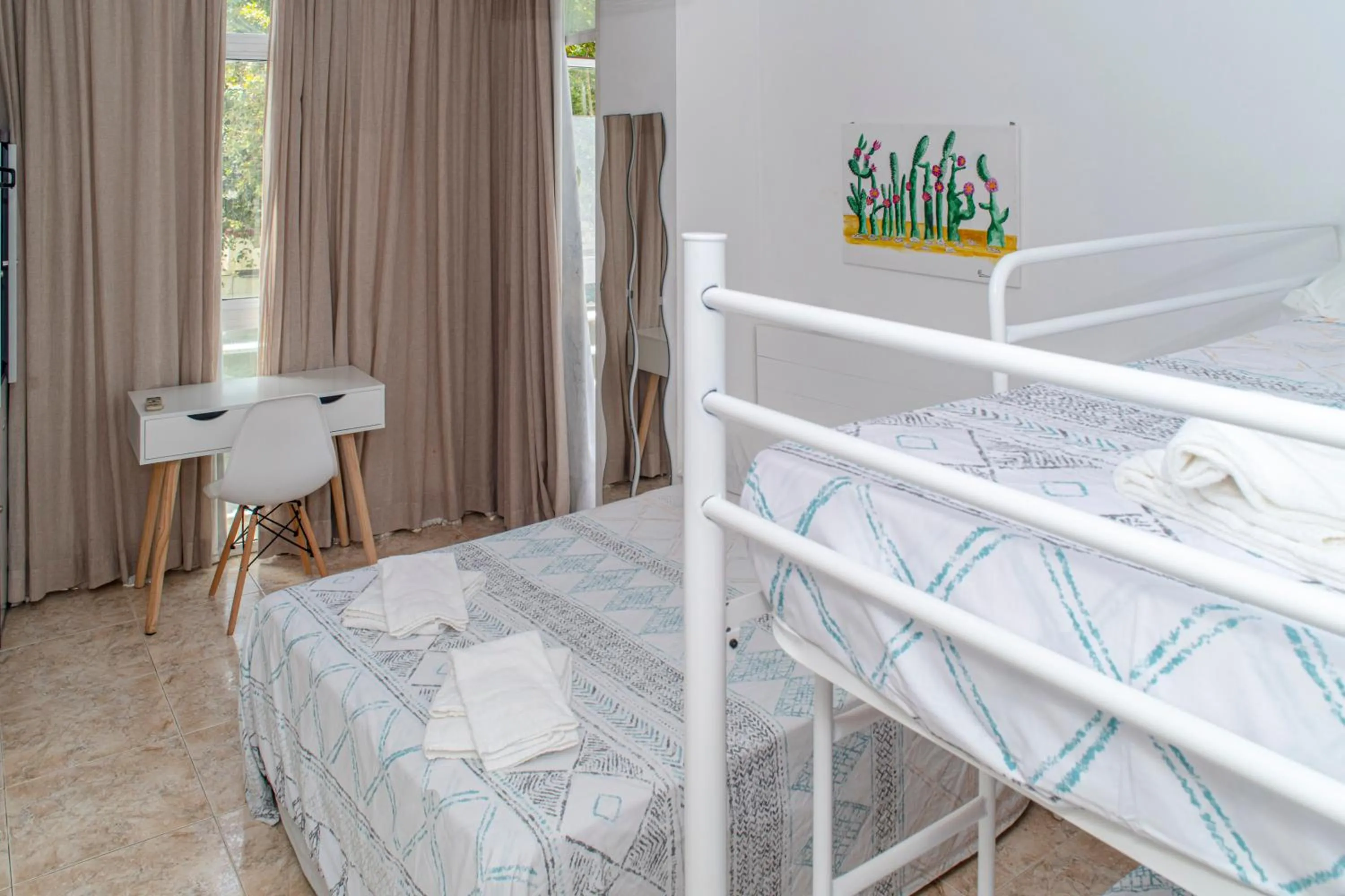 Other, Bed in La Moraga de Poniente Malaga Hostel