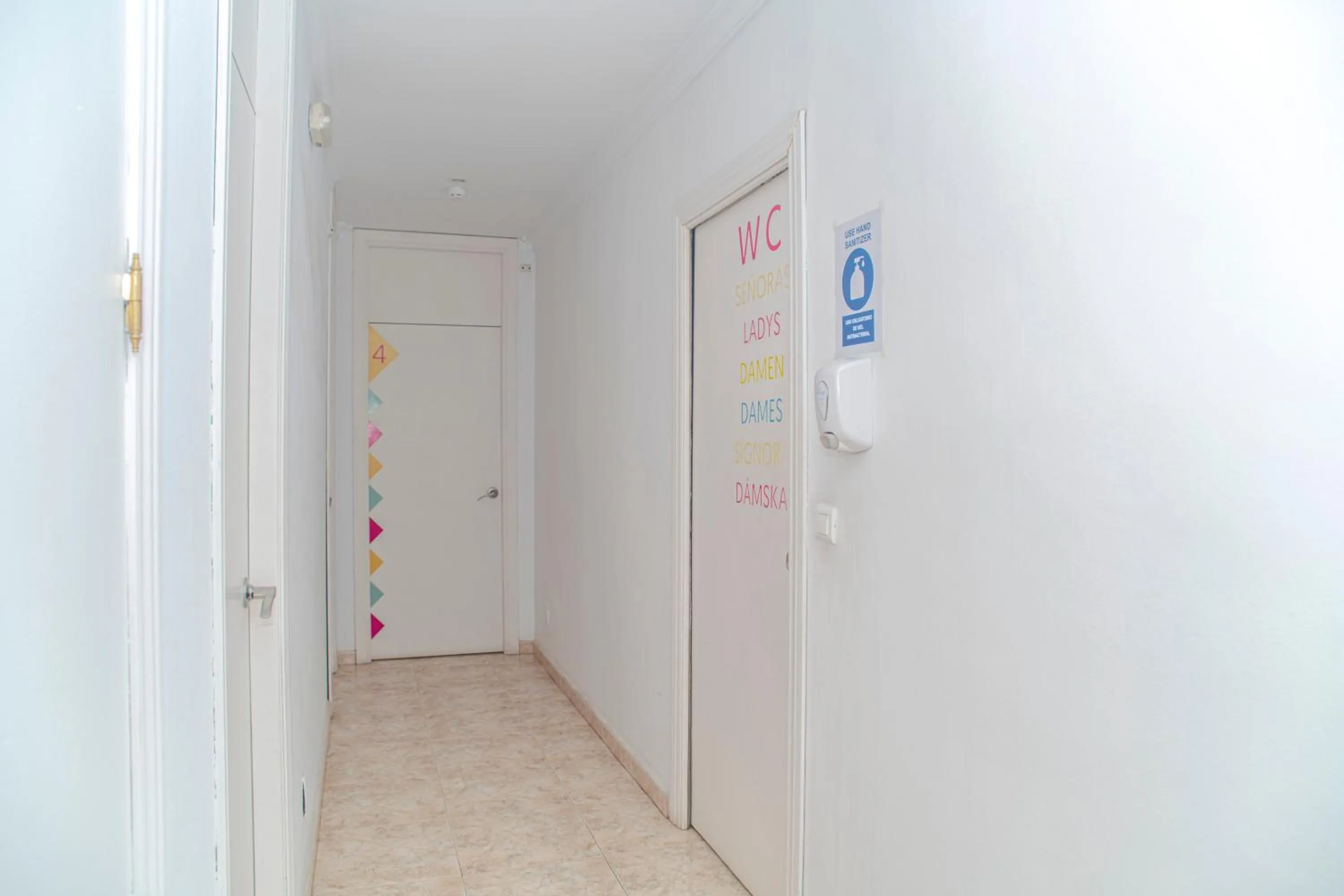 Bathroom in La Moraga de Poniente Malaga Hostel