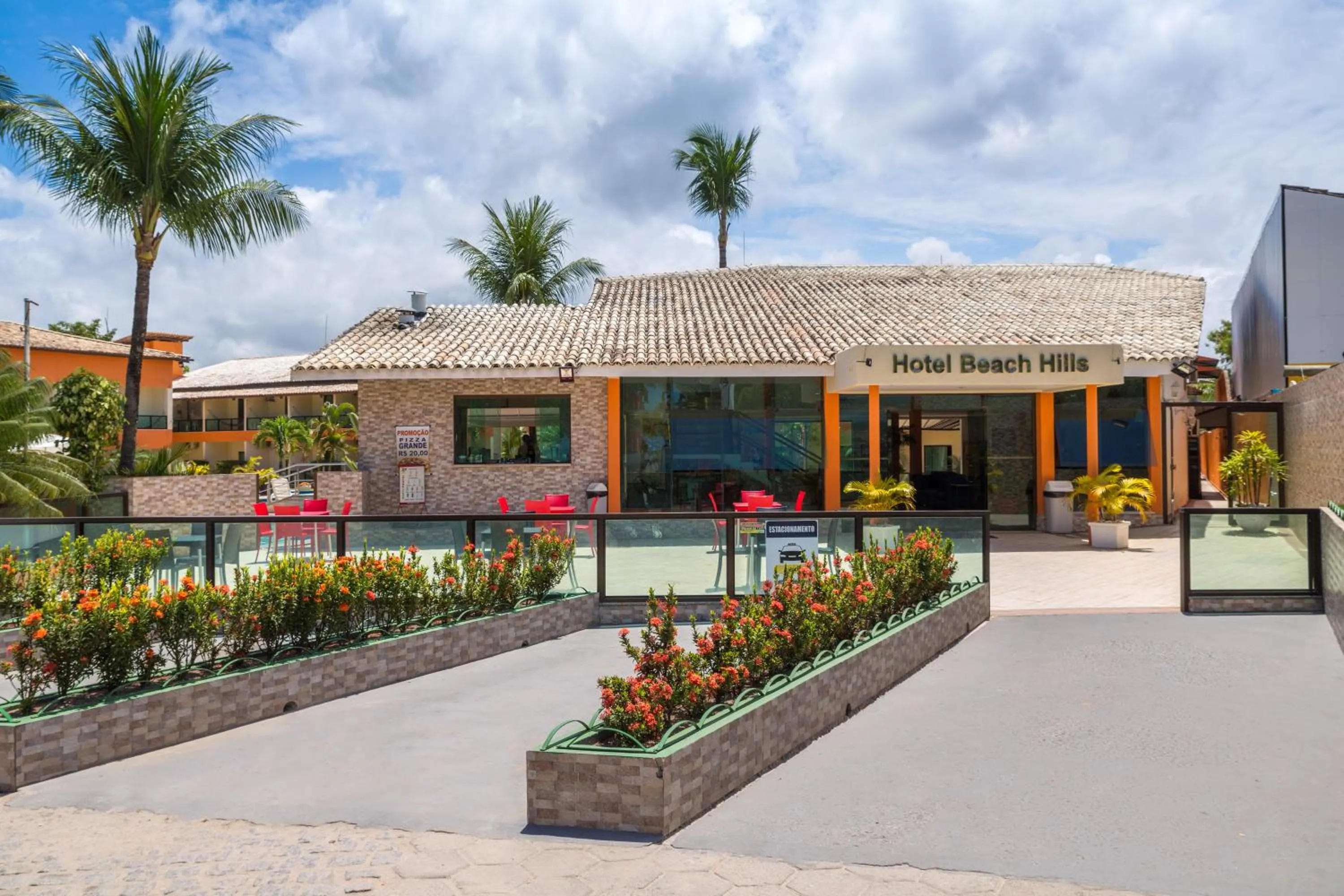 Property building in Hotel Beach Hills