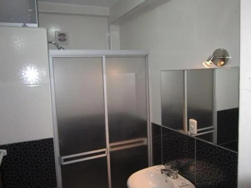 Hotel Plaza Bolognesi 344