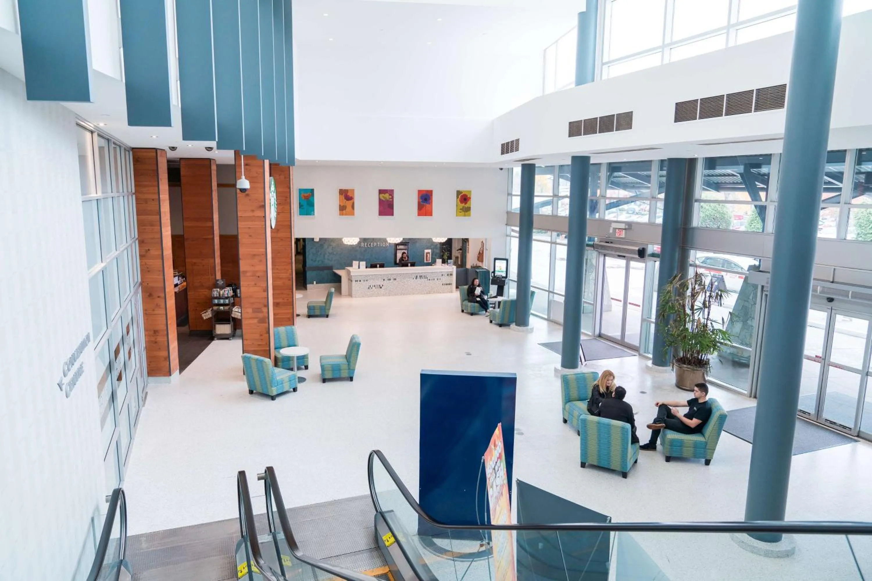 Lobby or reception in Coast Hotel & Convention Centre