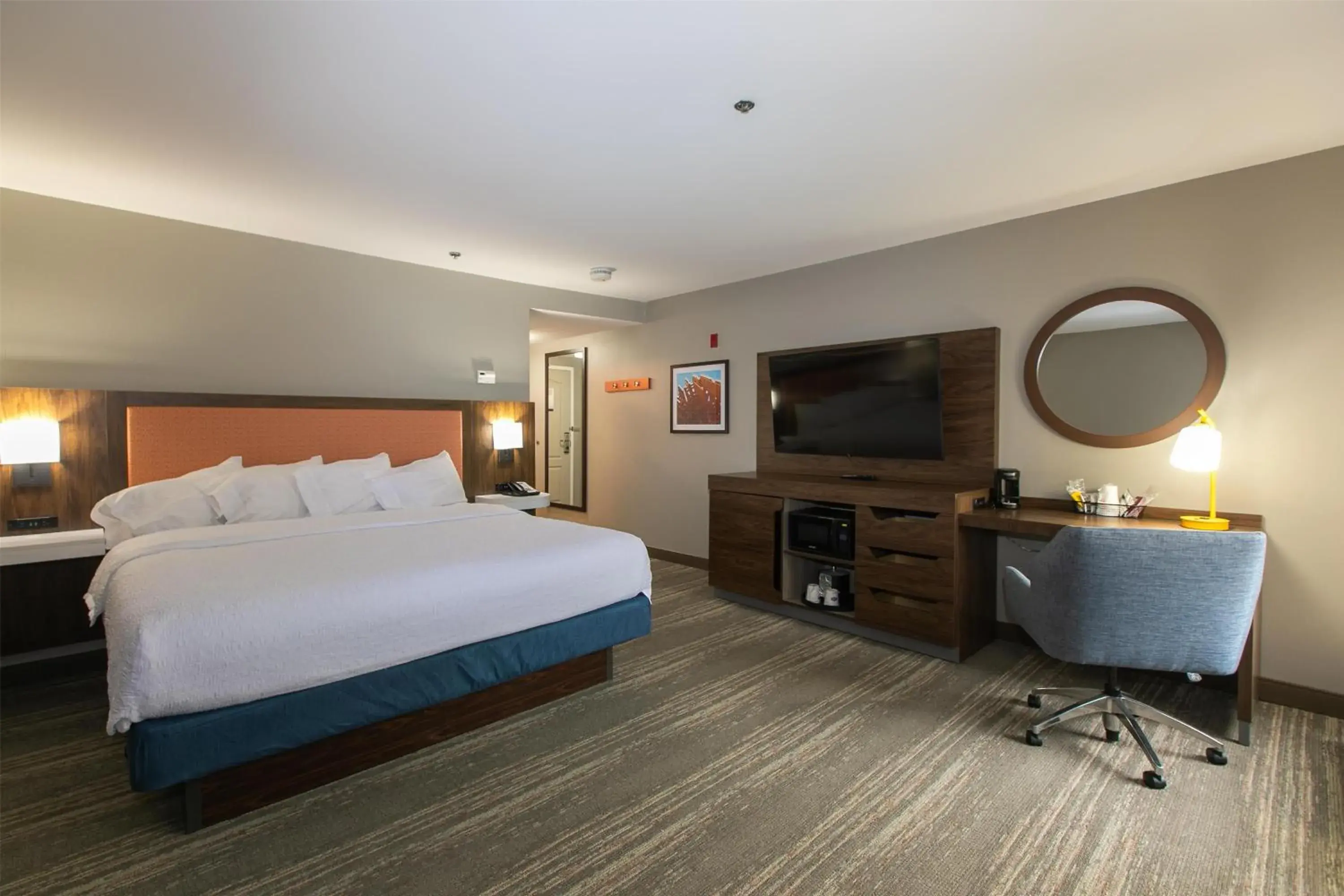 Bedroom, Bed in Hampton Inn & Suites Wilder Bedroom, Bed in Hampton Inn & Suites Wilder