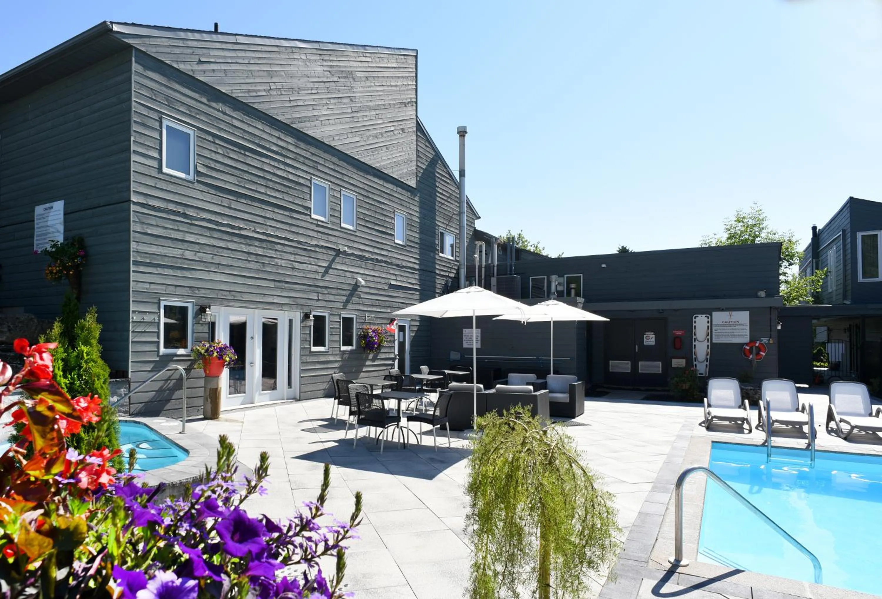 Hot Spring Bath in Millcroft Inn & Spa