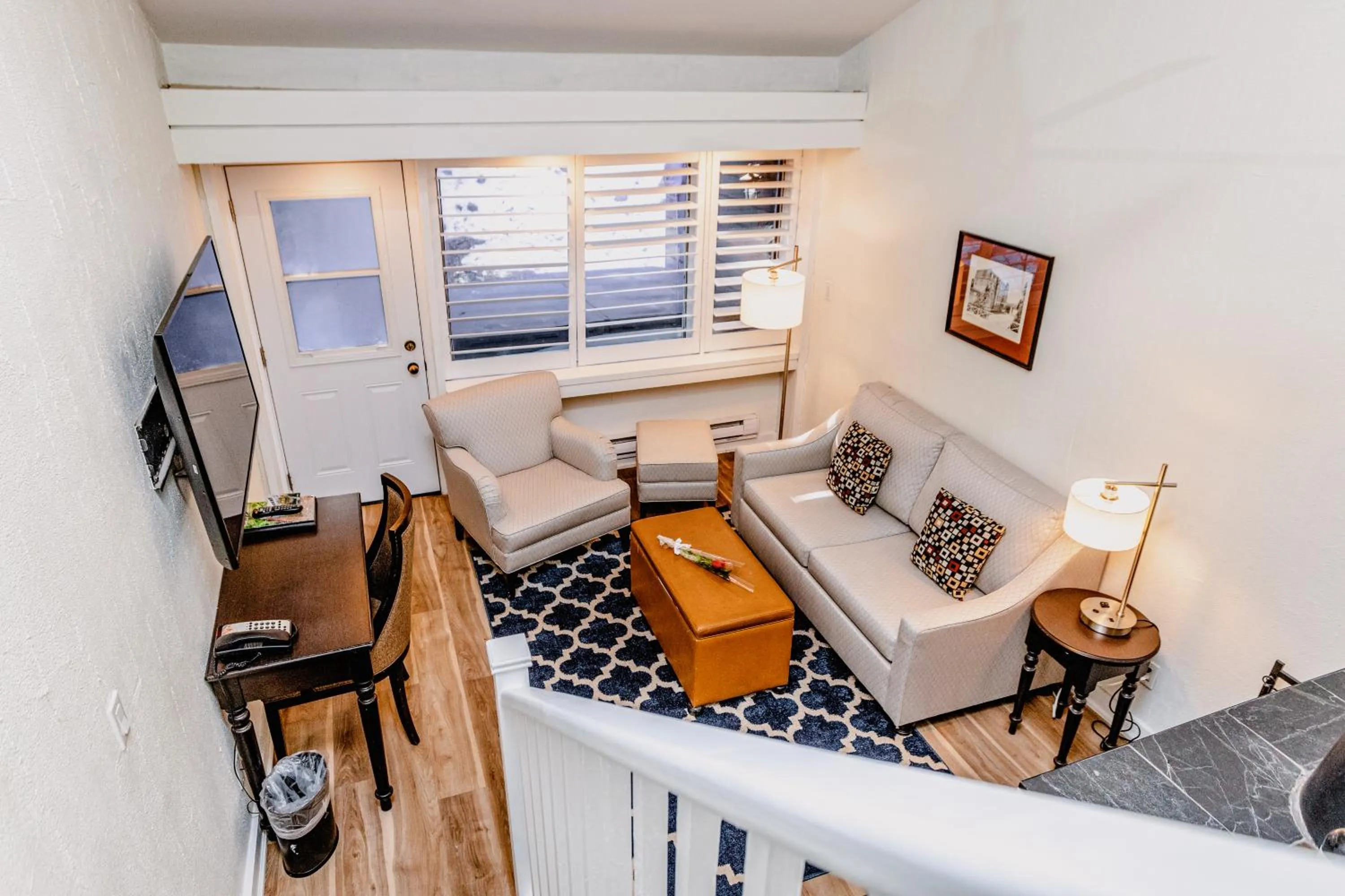 TV and multimedia in Millcroft Inn & Spa