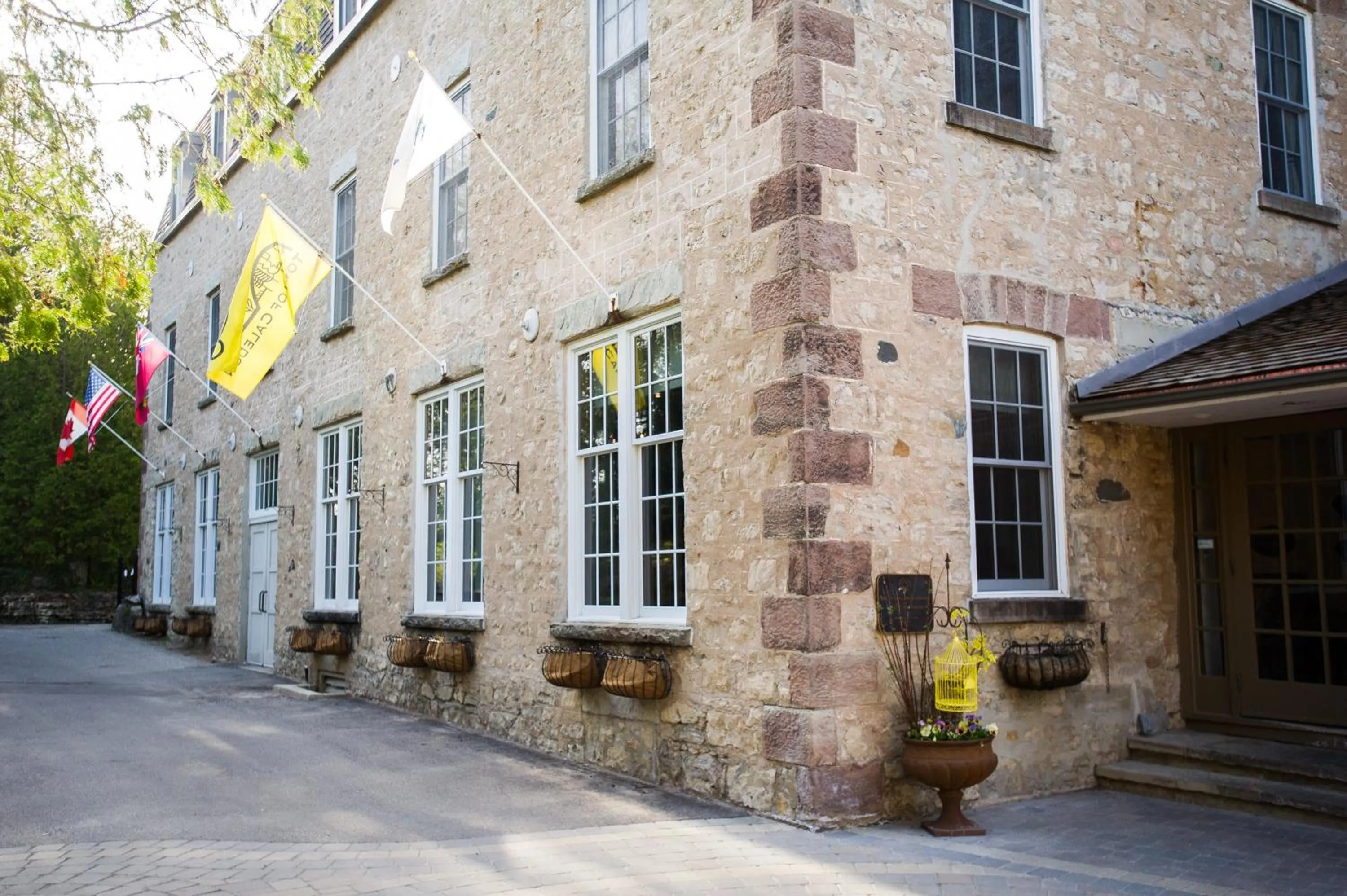 Property building in Millcroft Inn & Spa