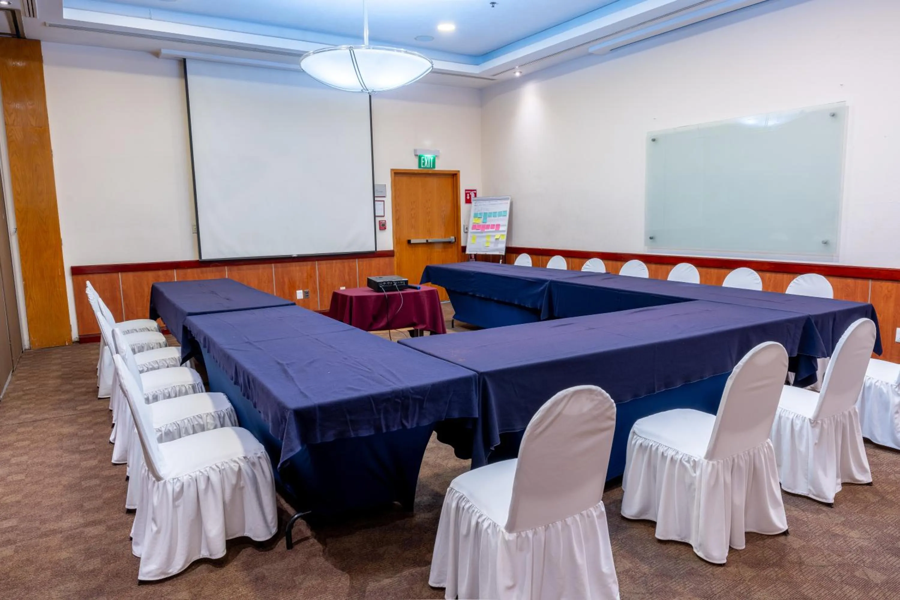 Meeting/conference room in Fiesta Inn Poza Rica