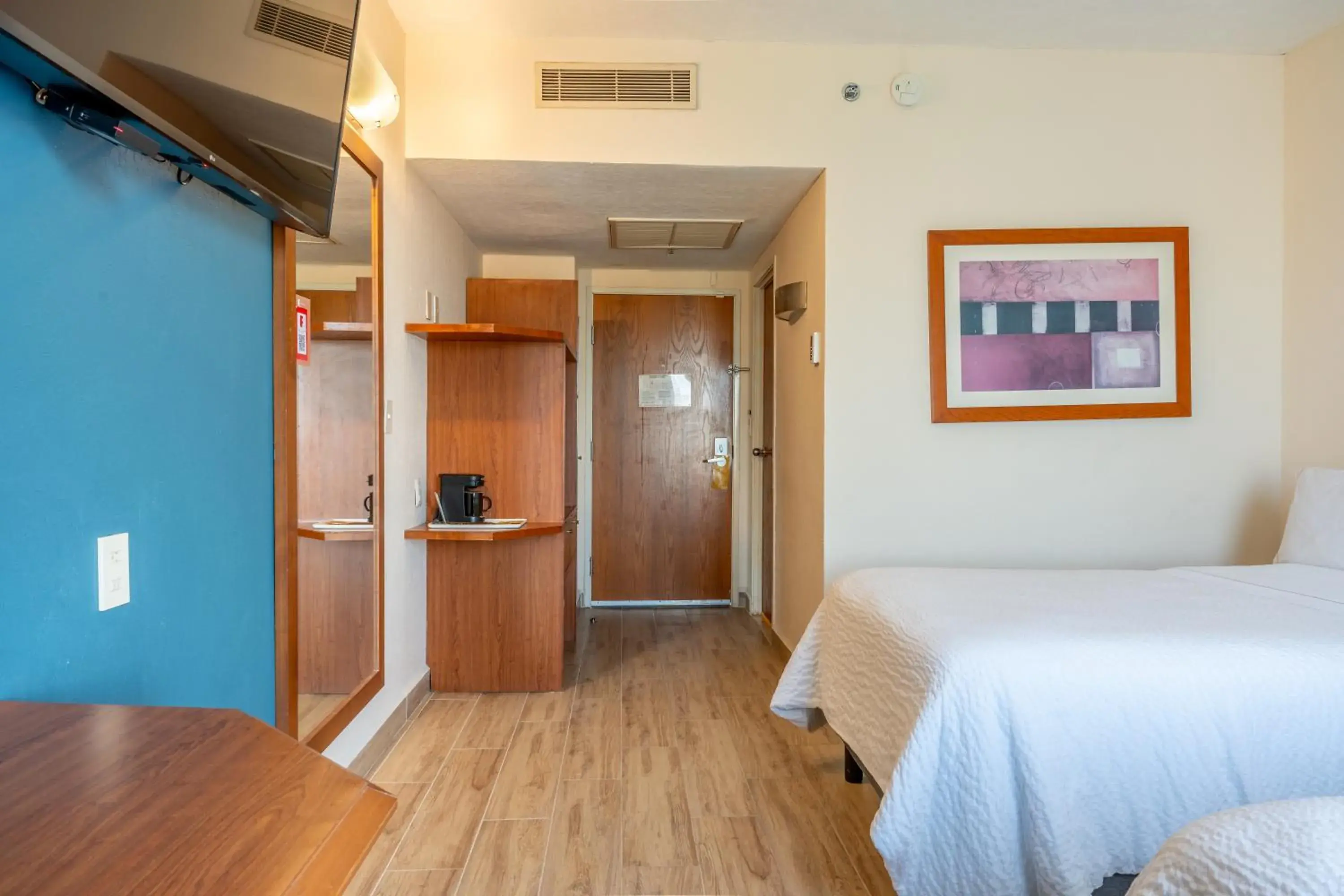 Bedroom, Bed in Fiesta Inn Poza Rica Bedroom, Bed in Fiesta Inn Poza Rica