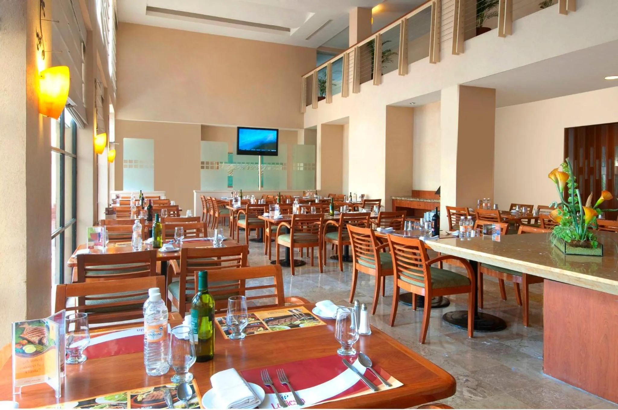 Restaurant/places to eat in Fiesta Inn Poza Rica