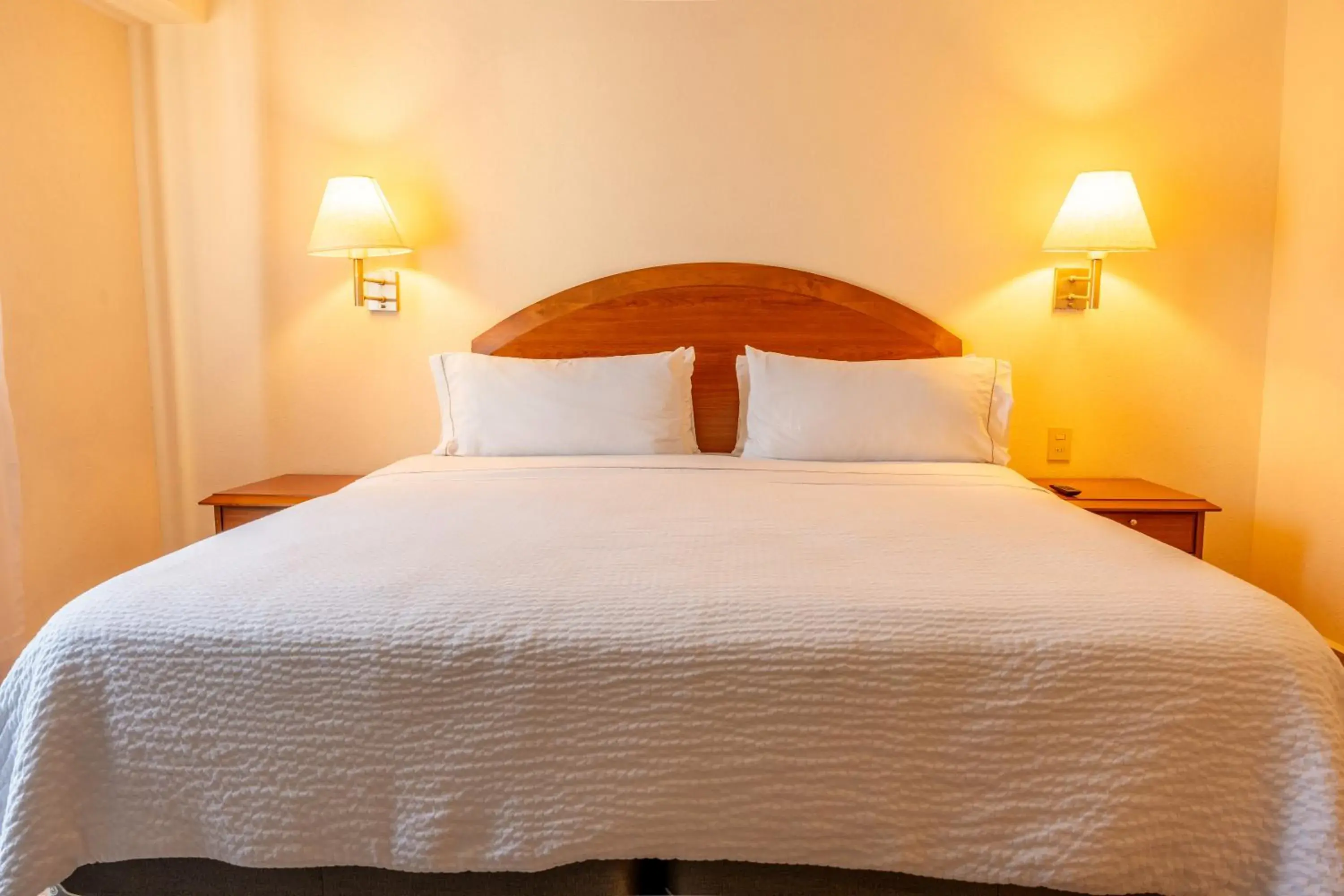 Bed in Fiesta Inn Poza Rica Bed in Fiesta Inn Poza Rica