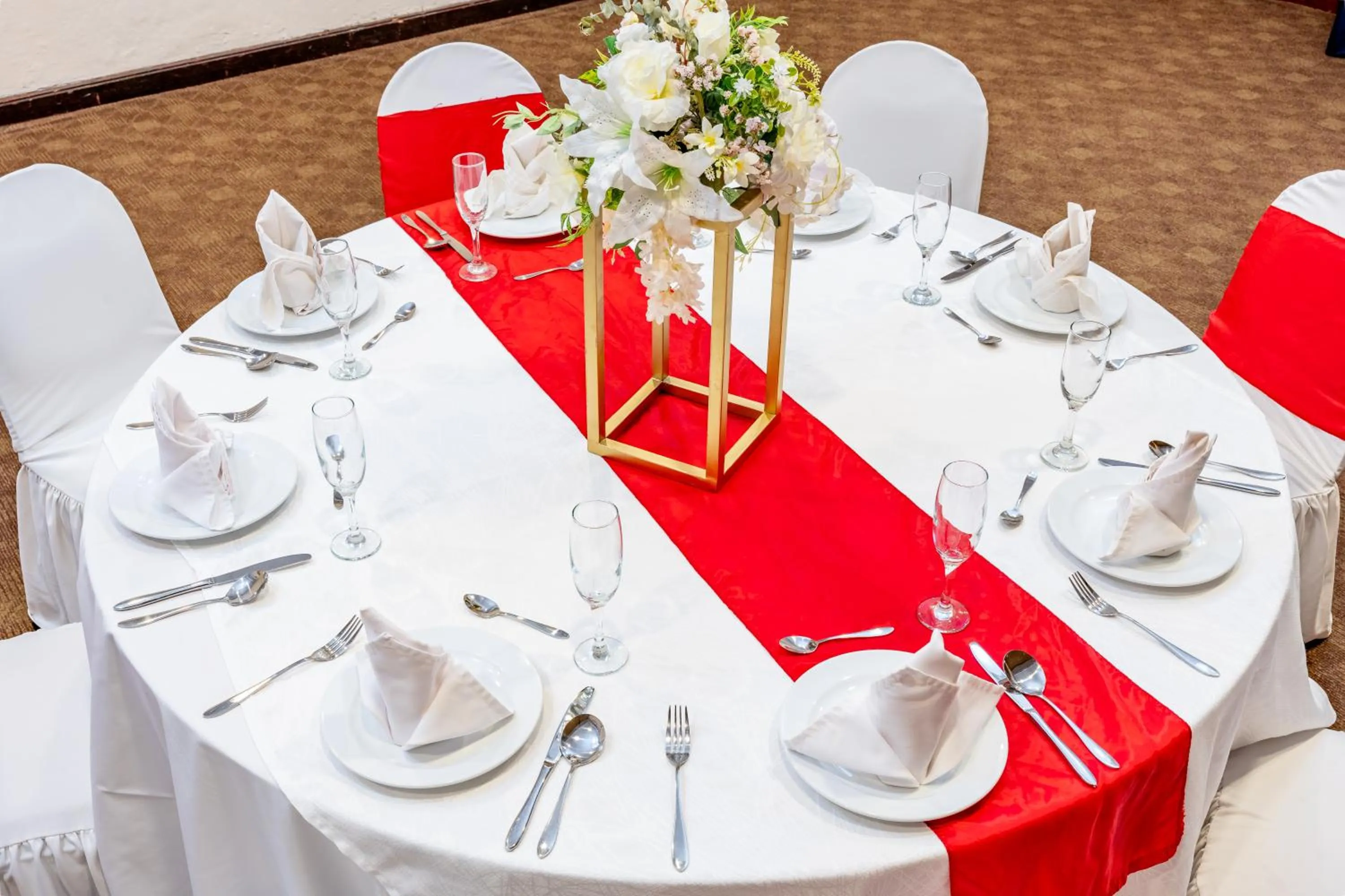 Restaurant/places to eat in Fiesta Inn Poza Rica