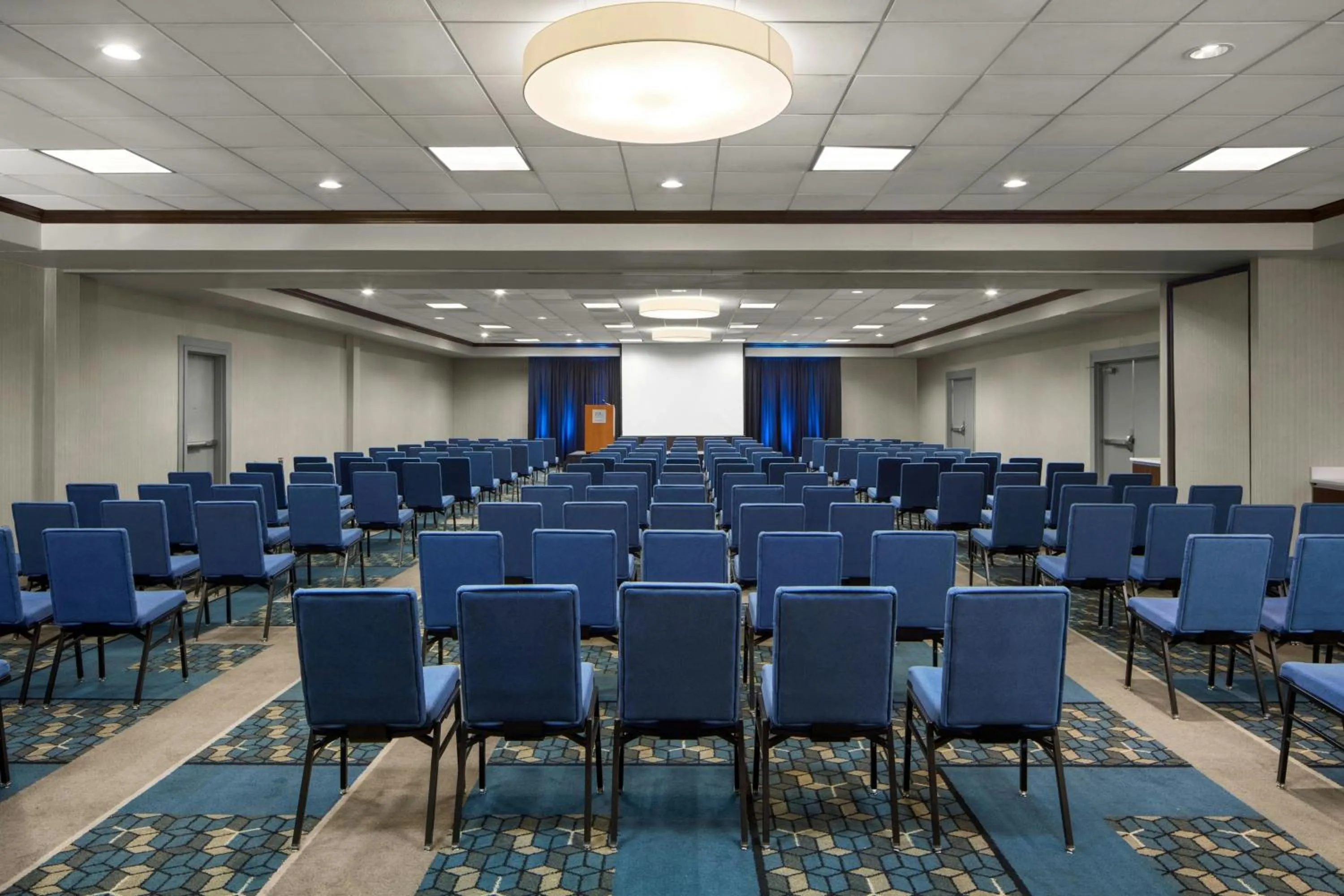 Meeting/conference room in Four Points by Sheraton Richmond Airport