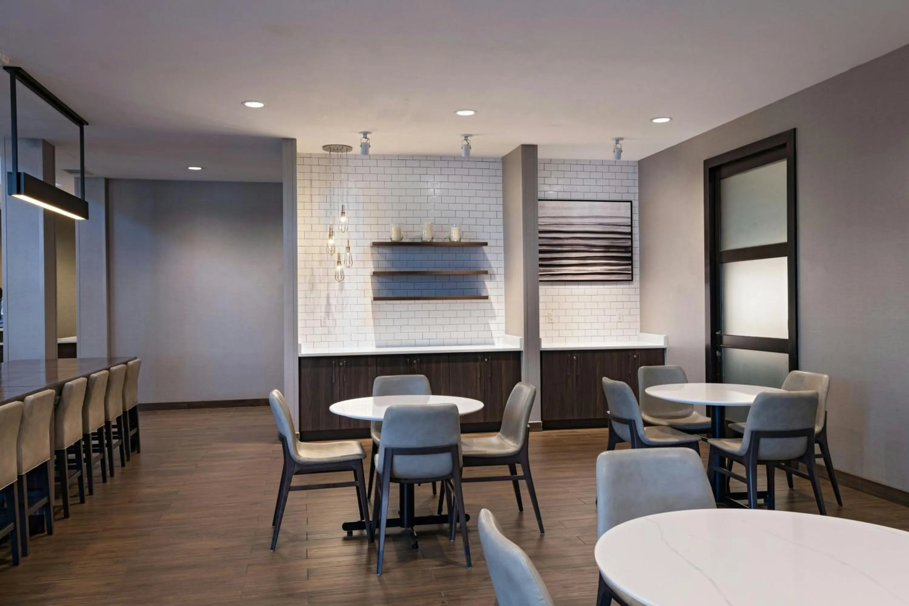 Restaurant/places to eat in Residence Inn Dallas DFW Airport South/Irving