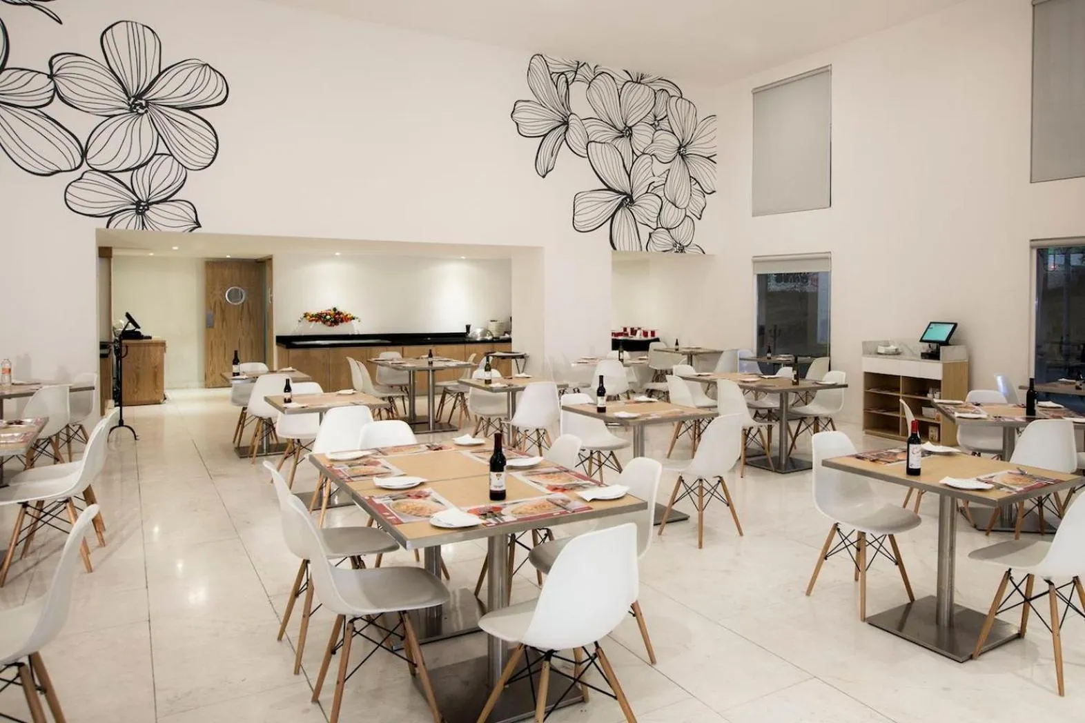 Restaurant/places to eat in Fiesta Inn Express Naucalpan