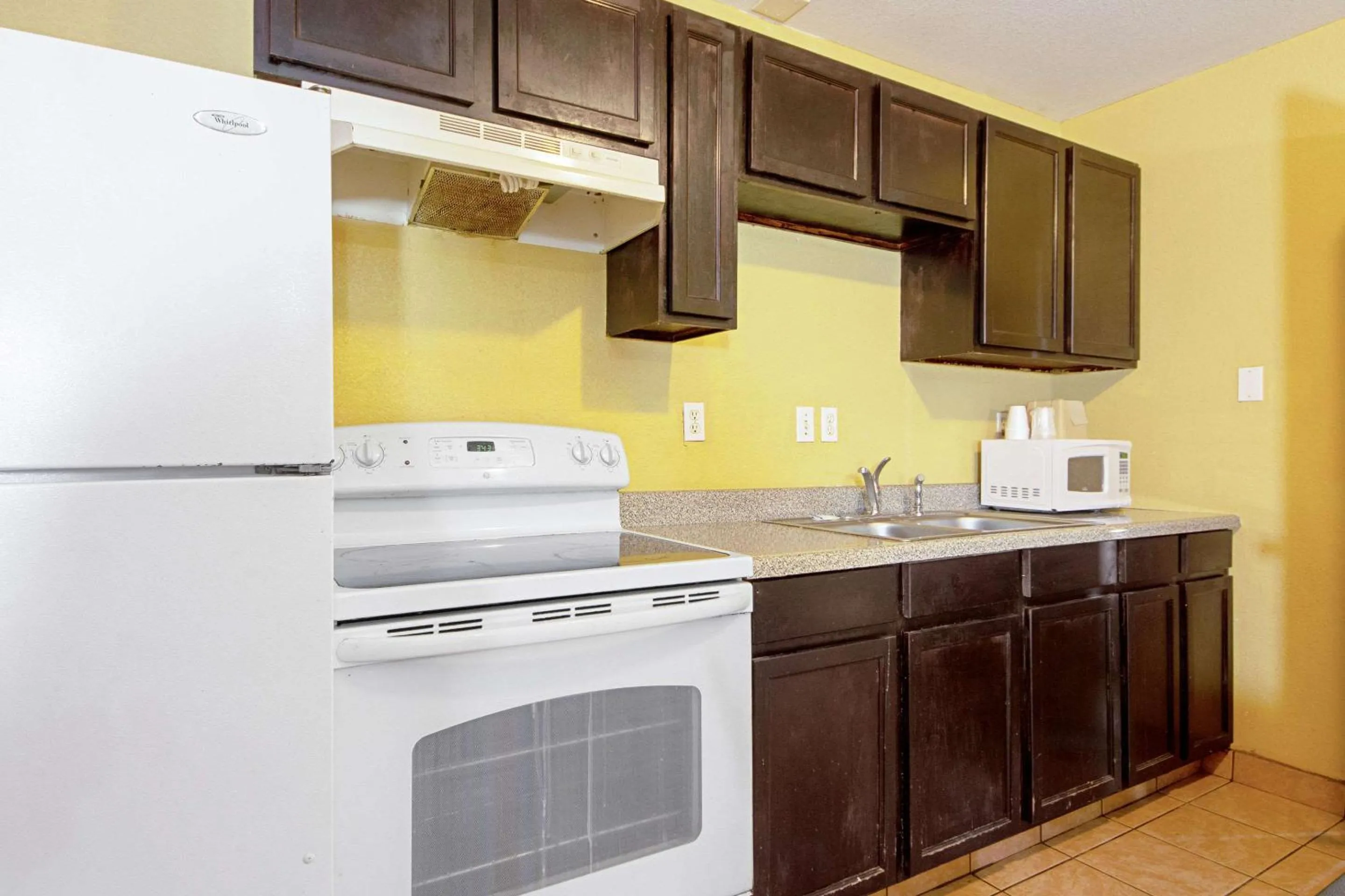 Photo of the whole room in Economy Inn & Suites