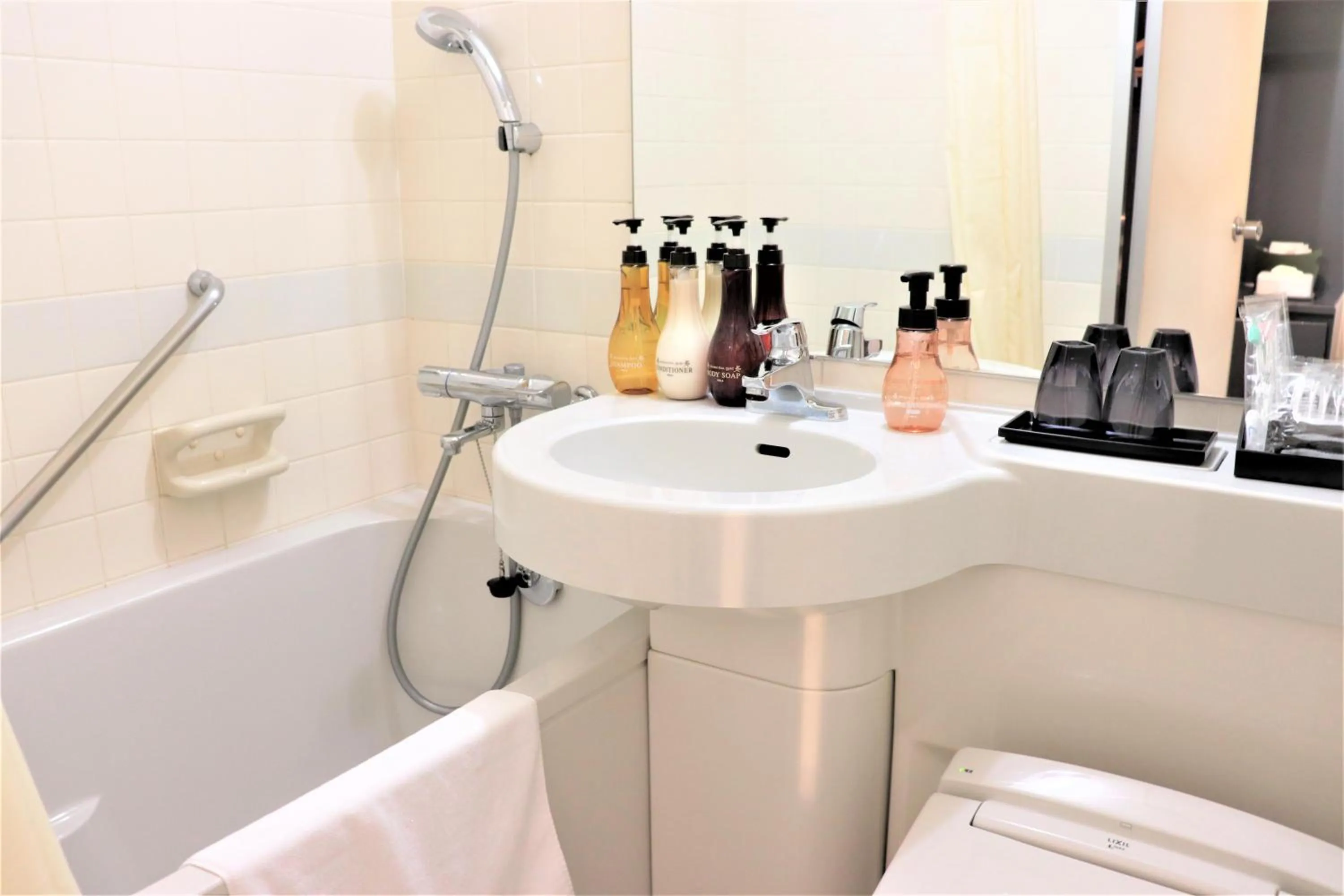 Bathroom in Hotel Art Stay Naha Kokusai-Dori