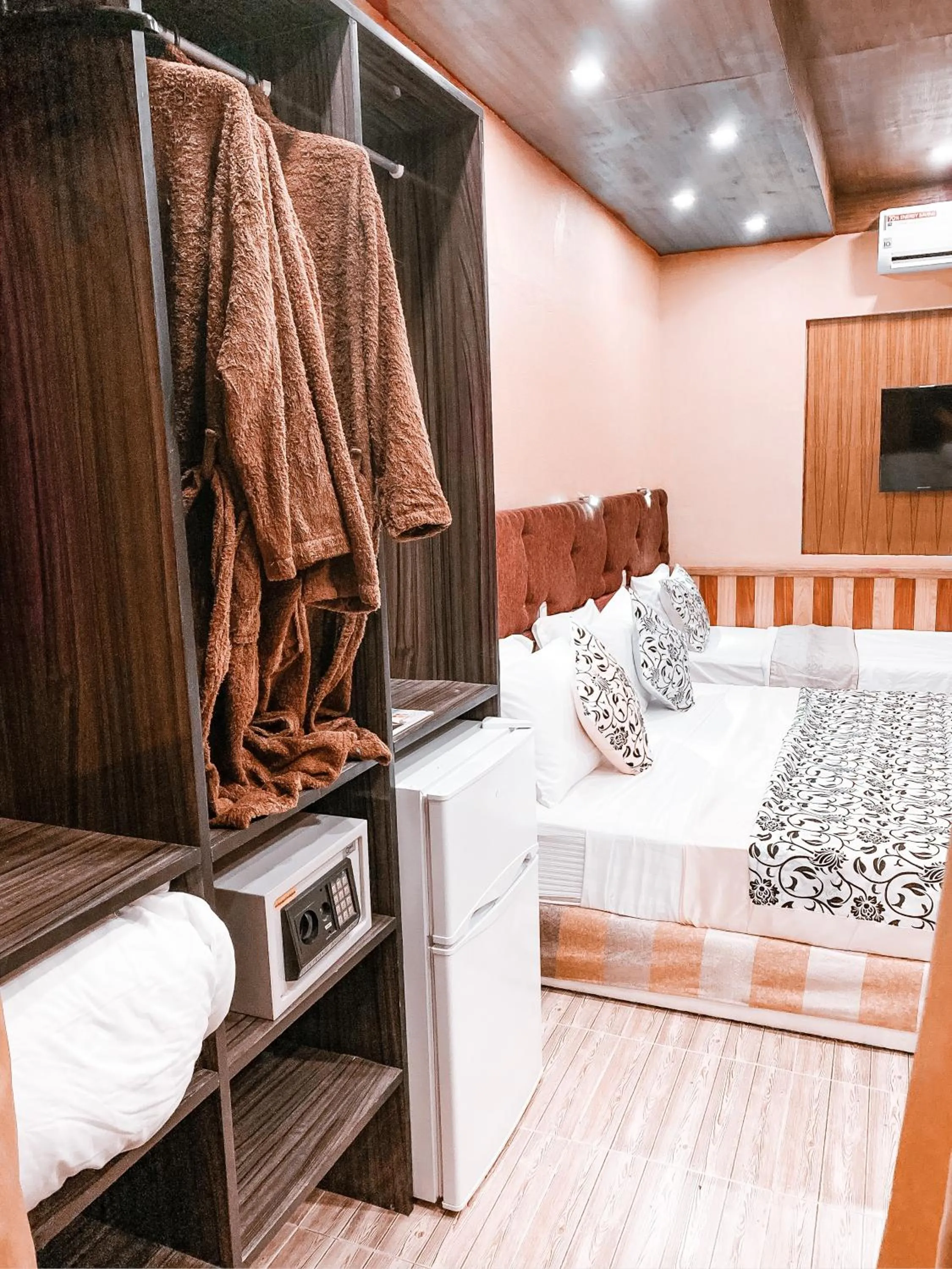 Summer Villa Guest House