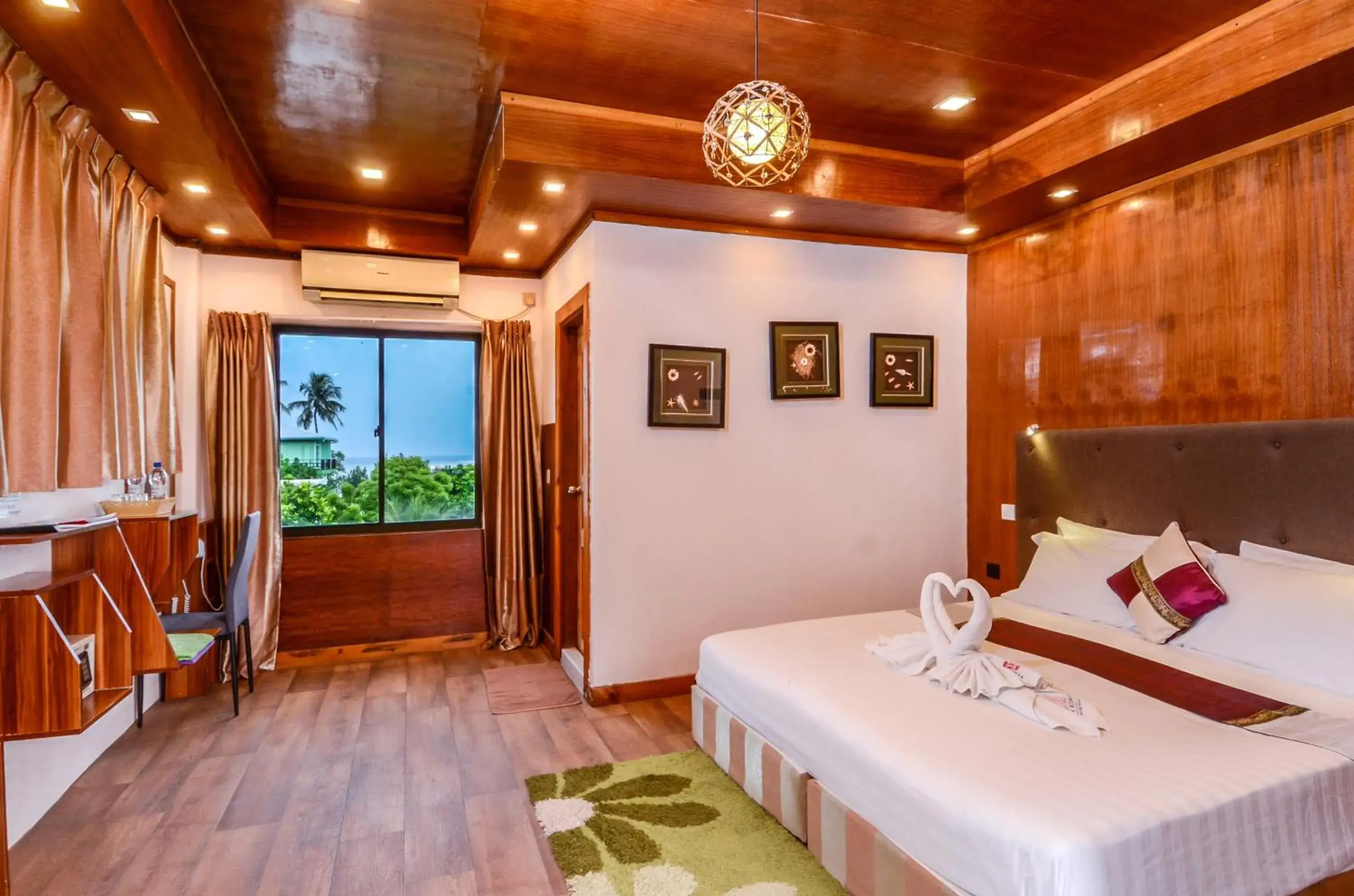 Bed in Summer Villa Guest House Bed in Summer Villa Guest House