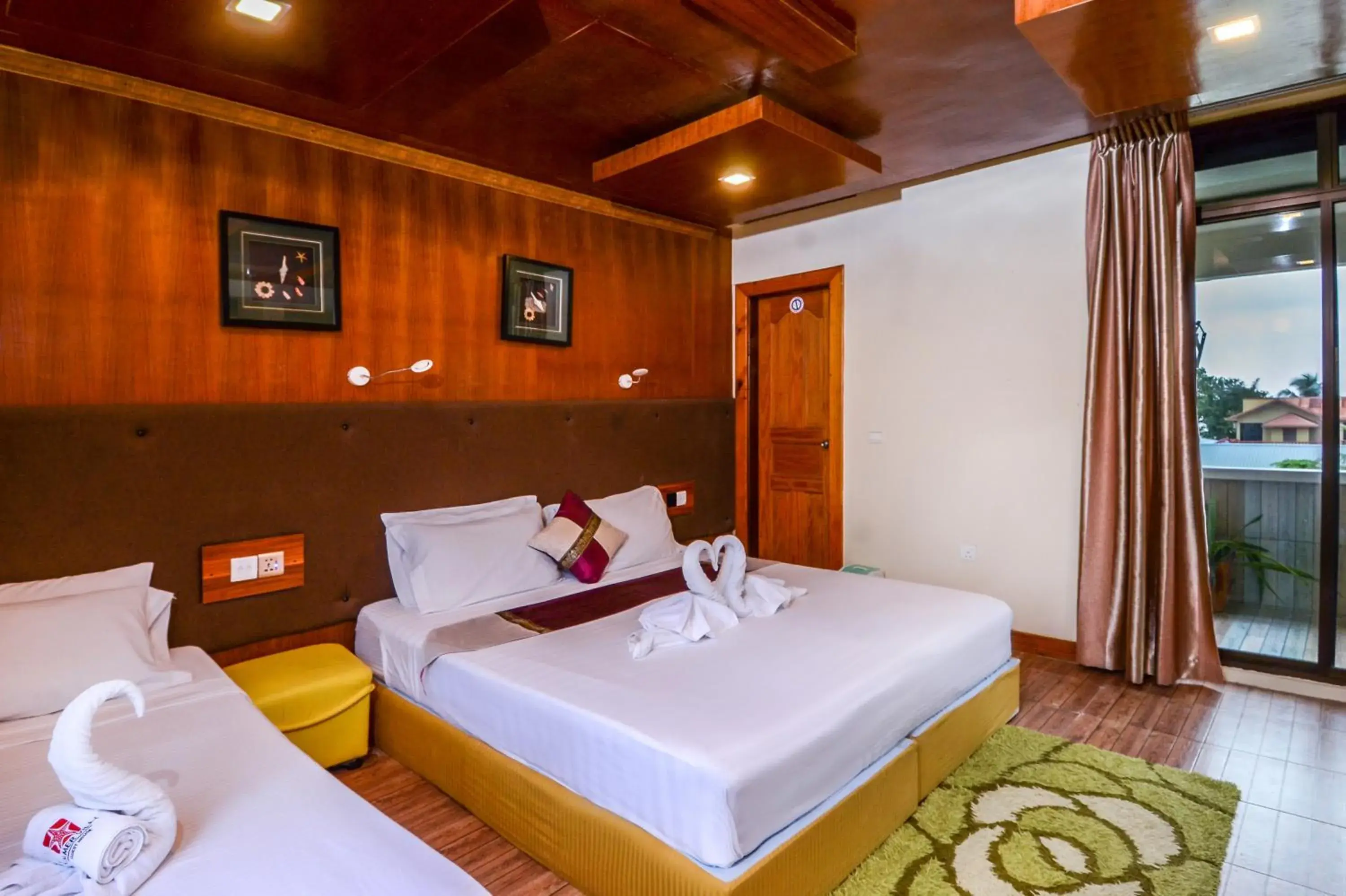 Bed in Summer Villa Guest House Bed in Summer Villa Guest House