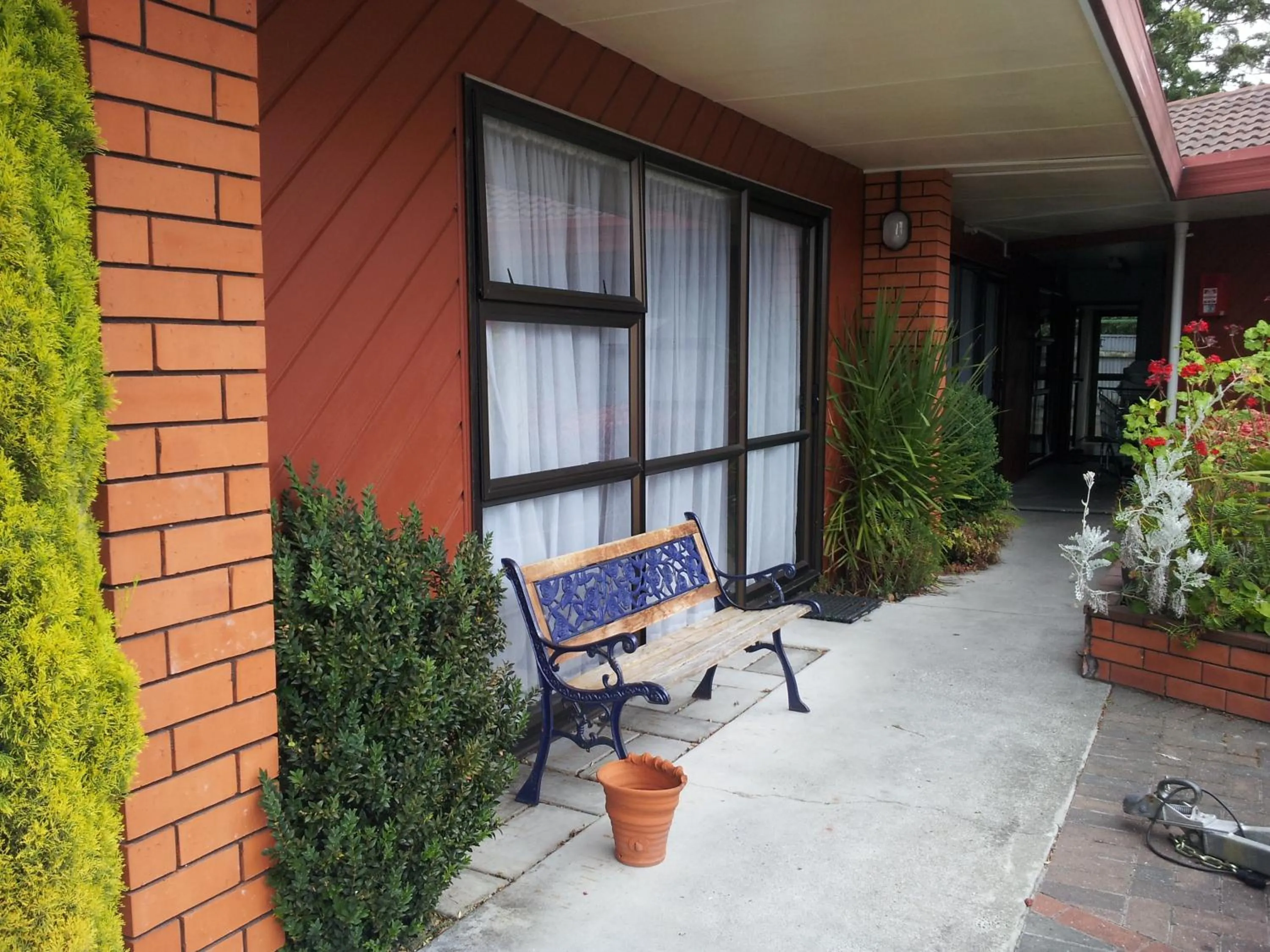 Decorative detail in Ace High Motor Inn